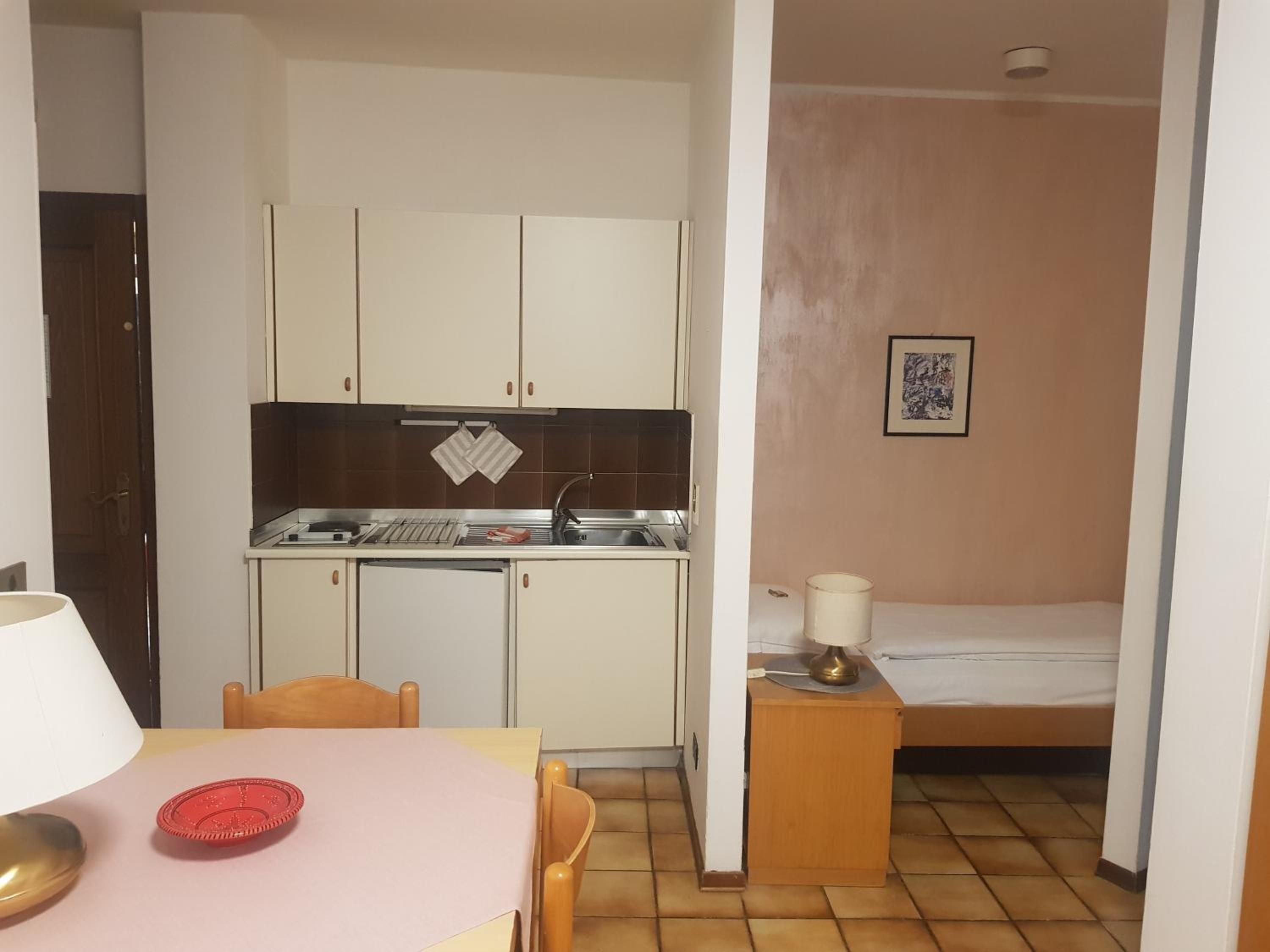 One-Bedroom Apartment (3 Adults) photo 2