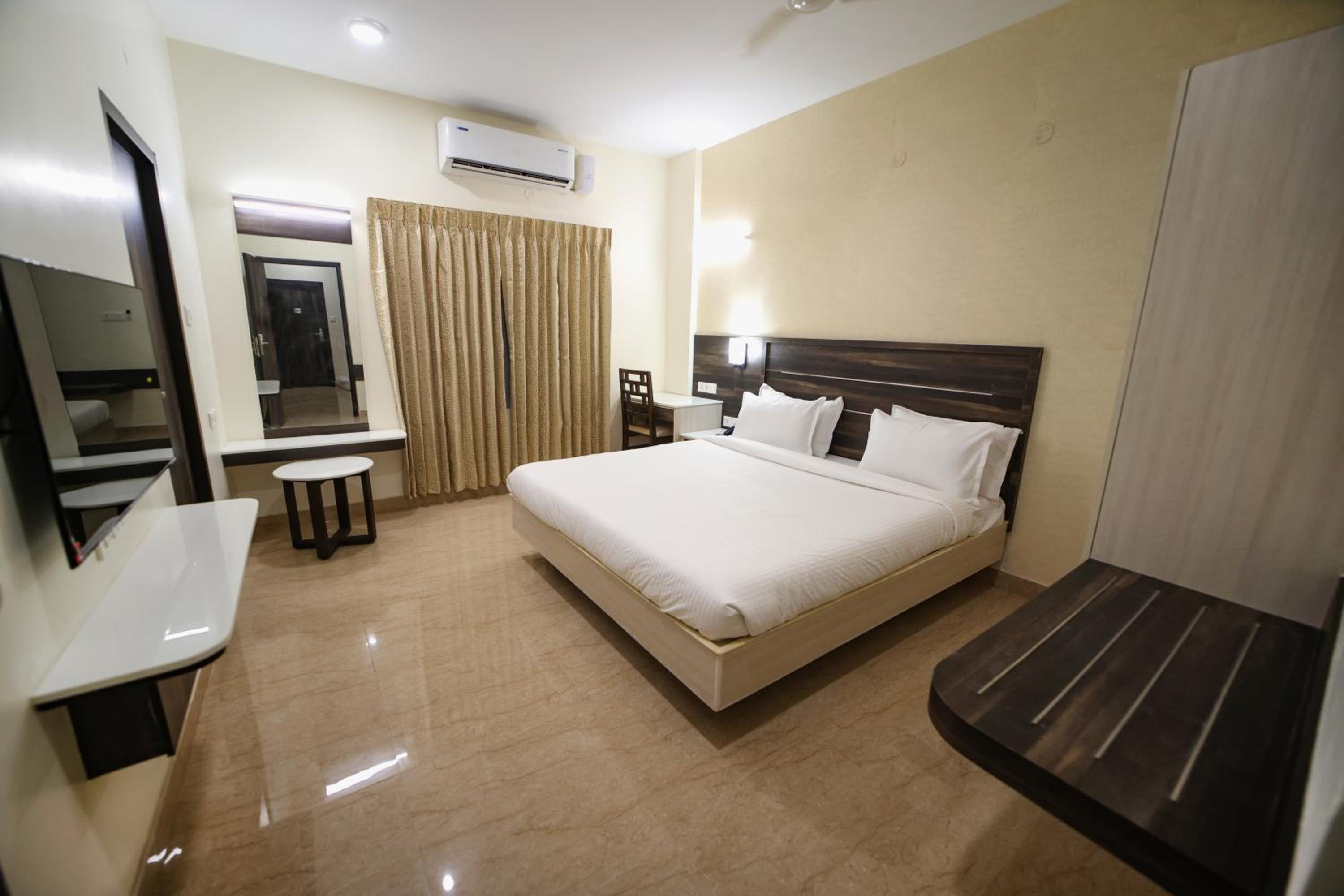 Standard Double Room - Photo 1