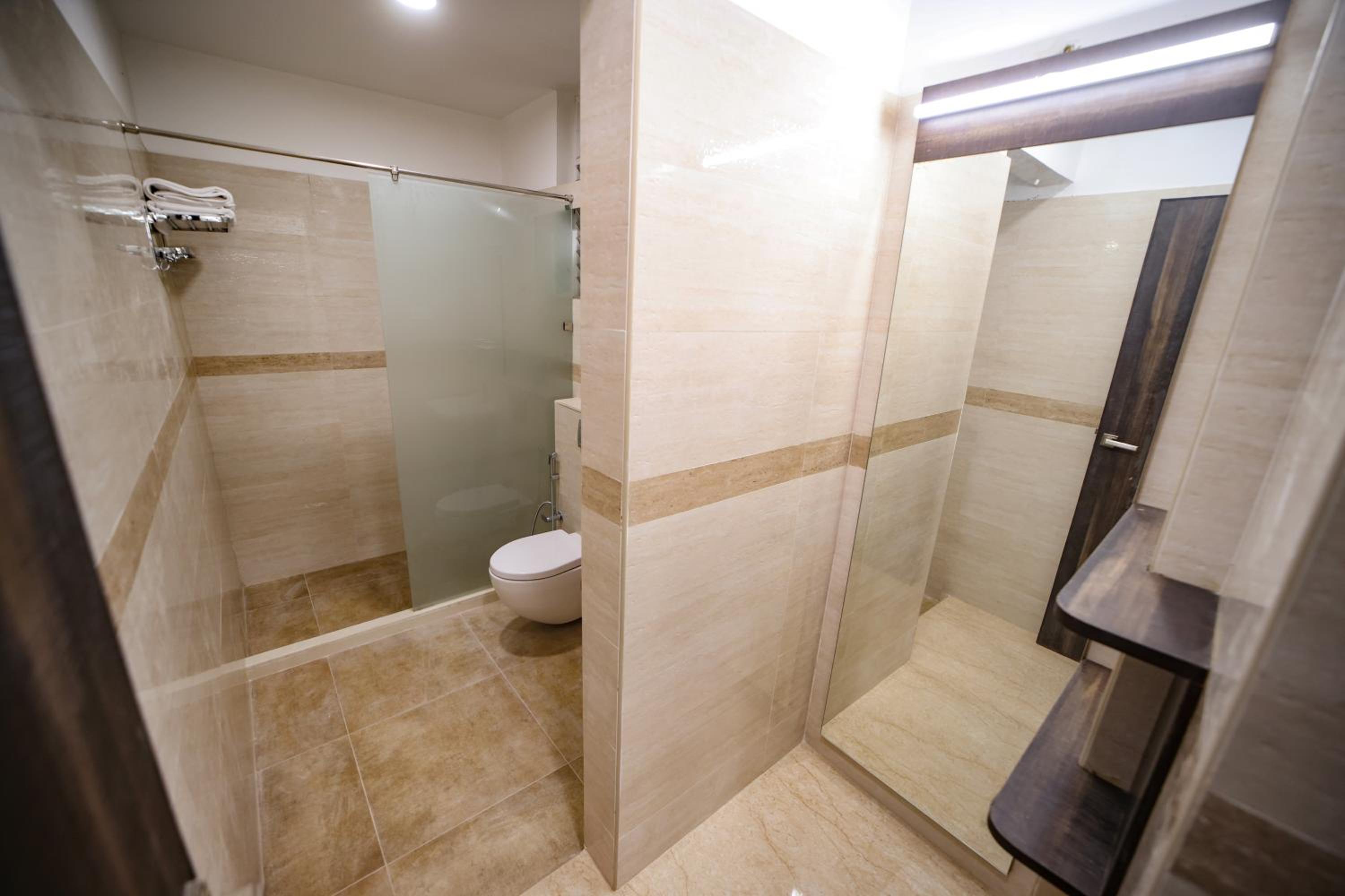 Superior Suite - Photo 4
