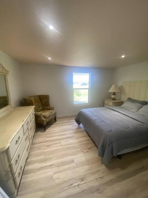 Three-Bedroom House photo 1