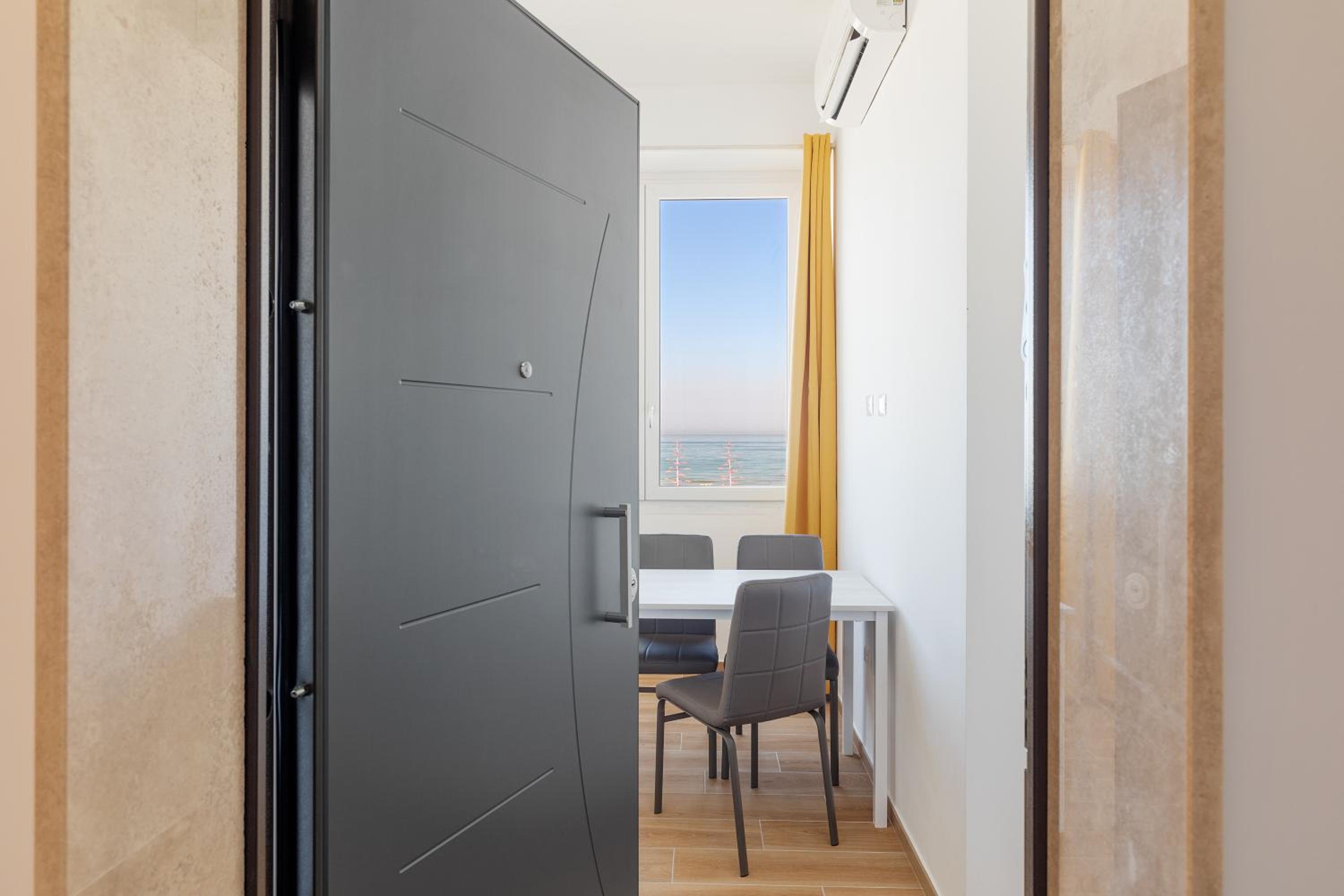 Apartment with Sea View