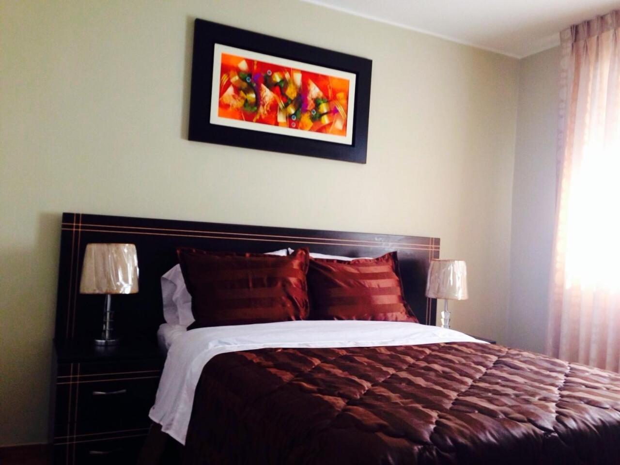 Single Room with Private Bathroom photo 1