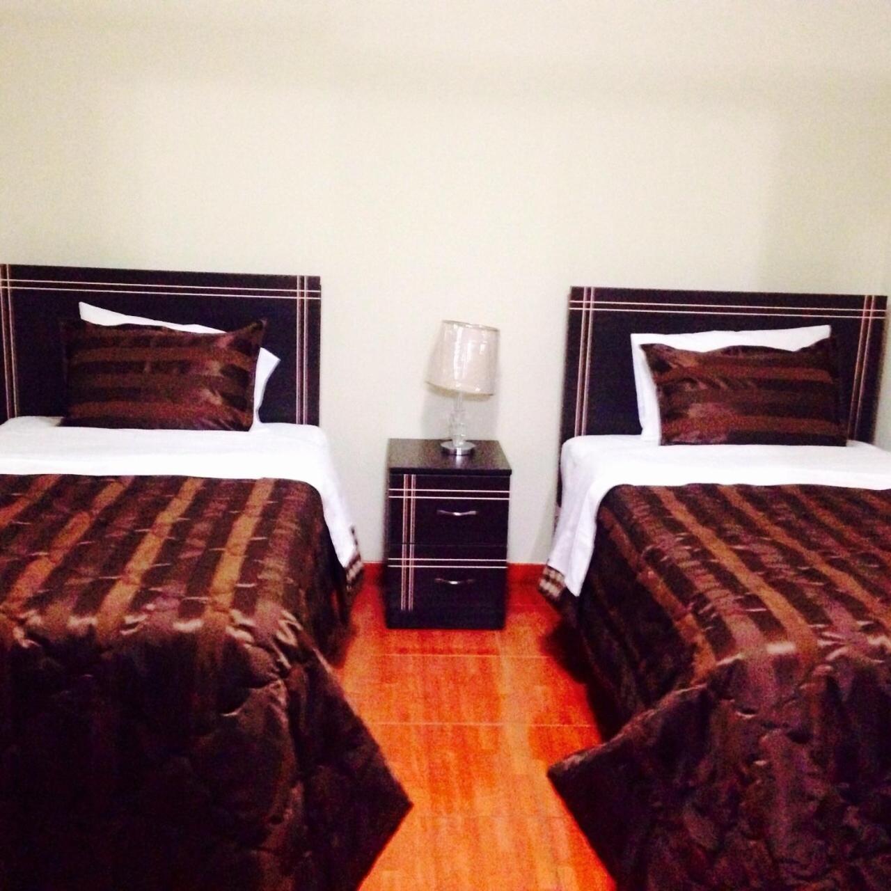 Twin Room with Private Bathroom photo 3