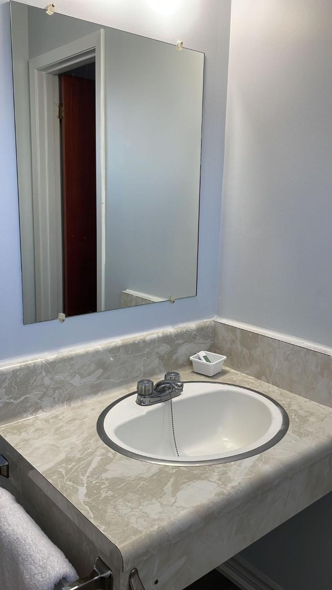Double Room - Photo 3