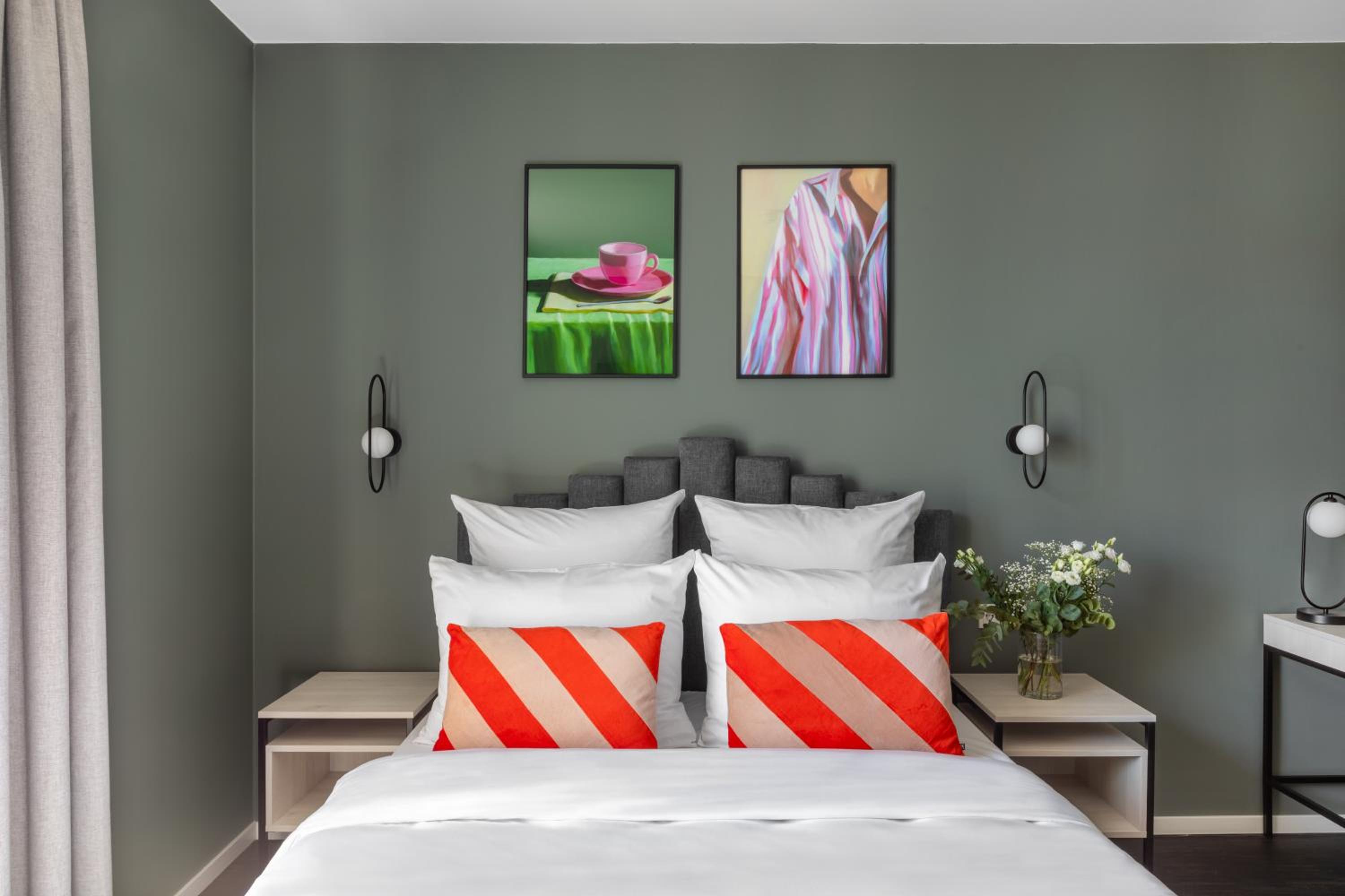 Large Studio with Kitchenette and Extra Bed photo 1