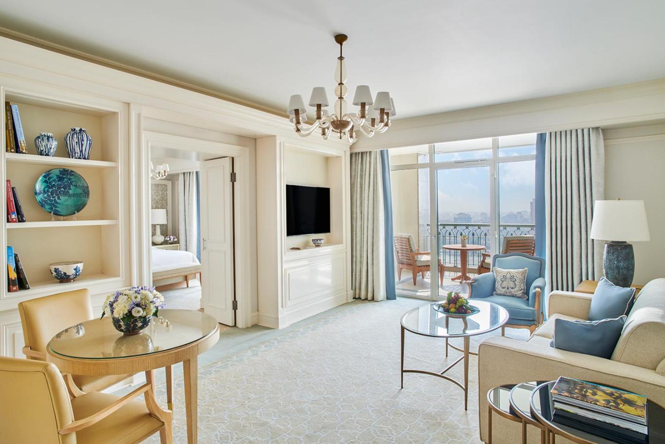 Premium Executive Suite - Photo 4