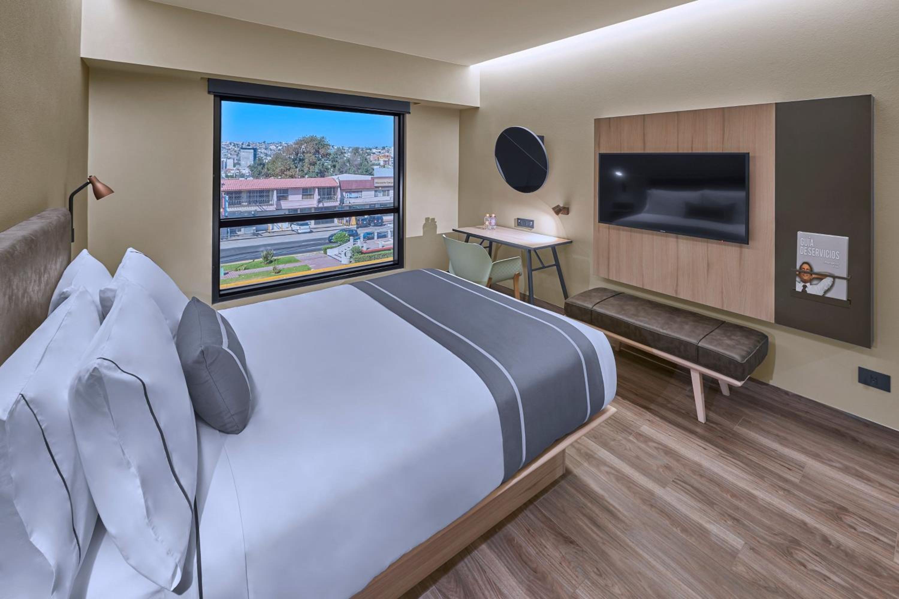 Queen Room