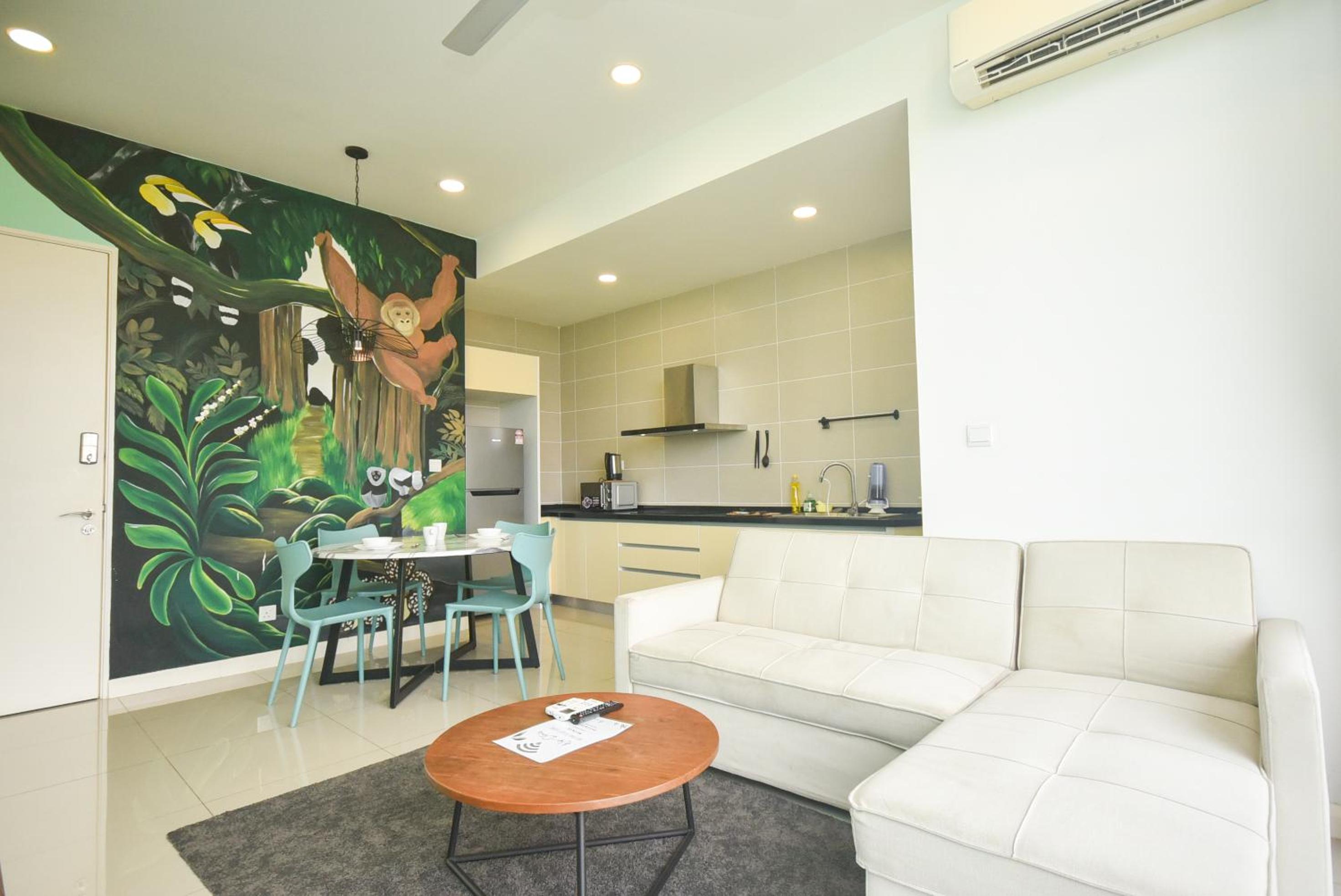 One-Bedroom Apartment photo 2