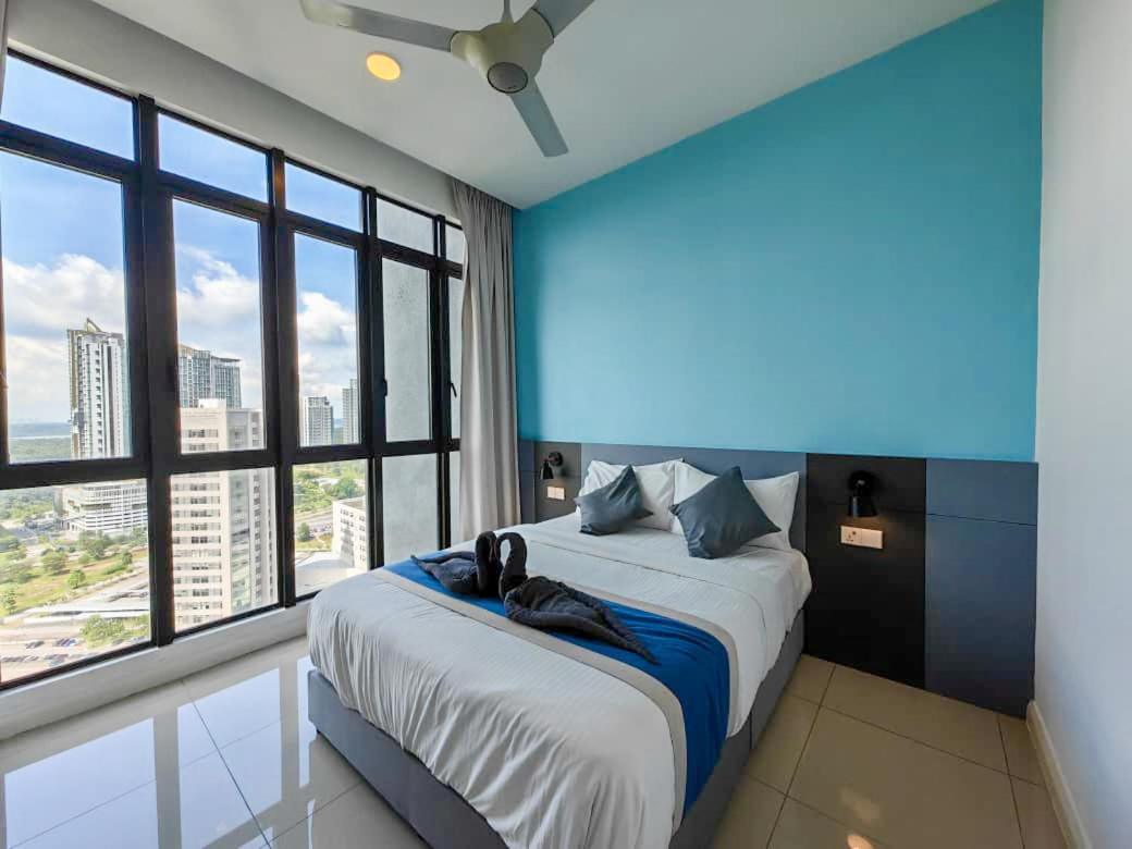 One-Bedroom Apartment - Photo 3