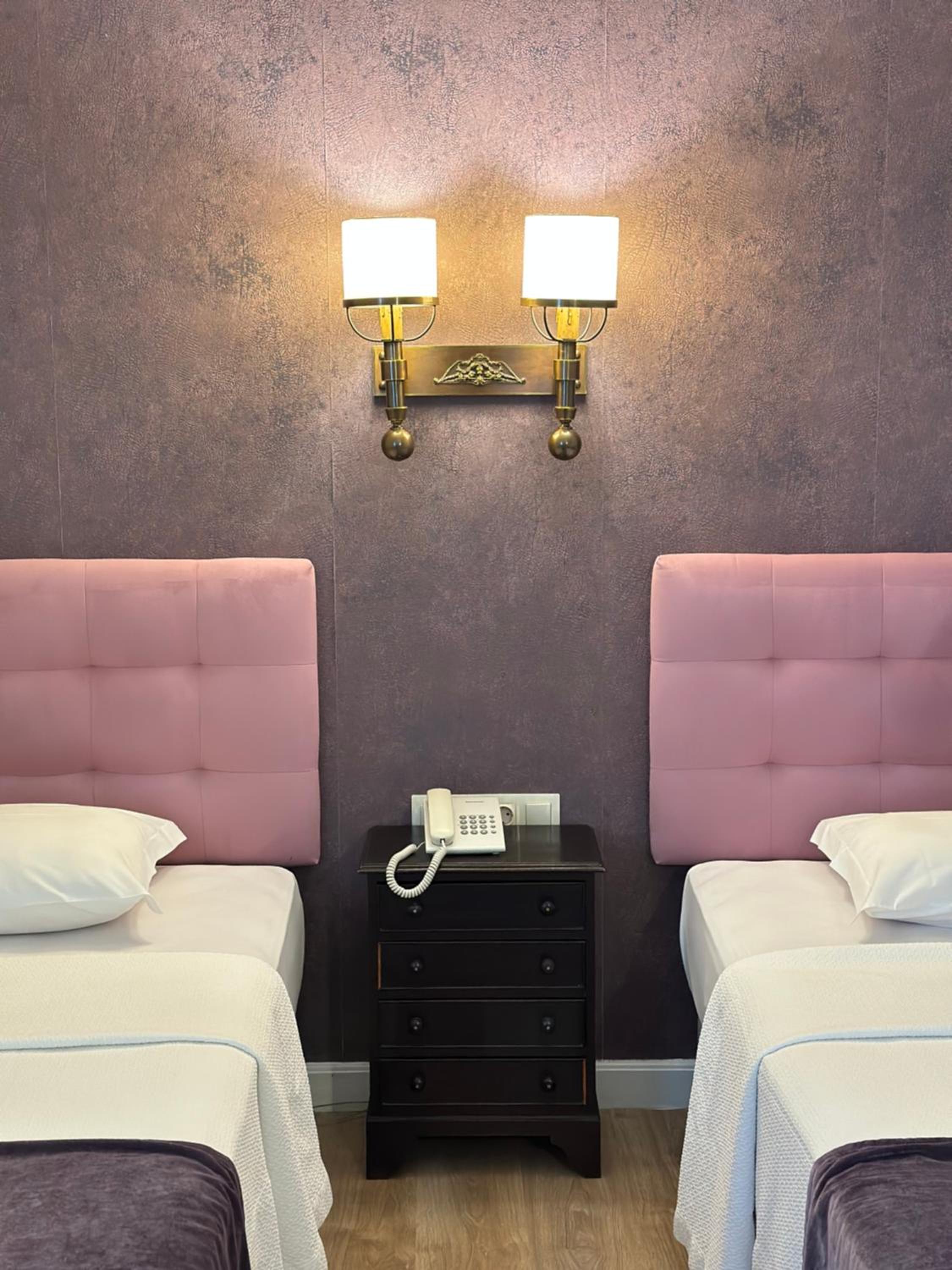 Family Suite - Photo 14