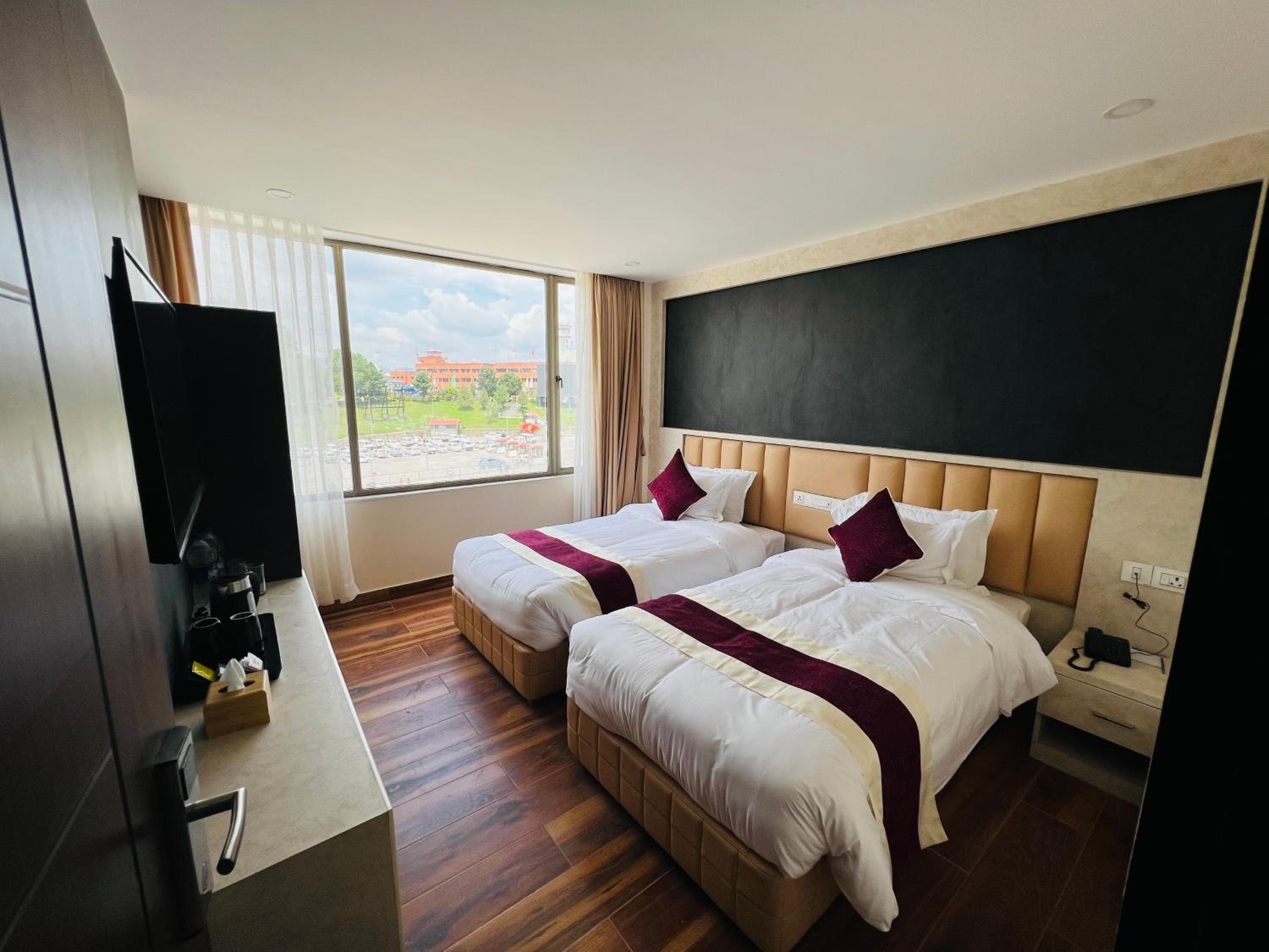 Deluxe Twin Room - Photo 1