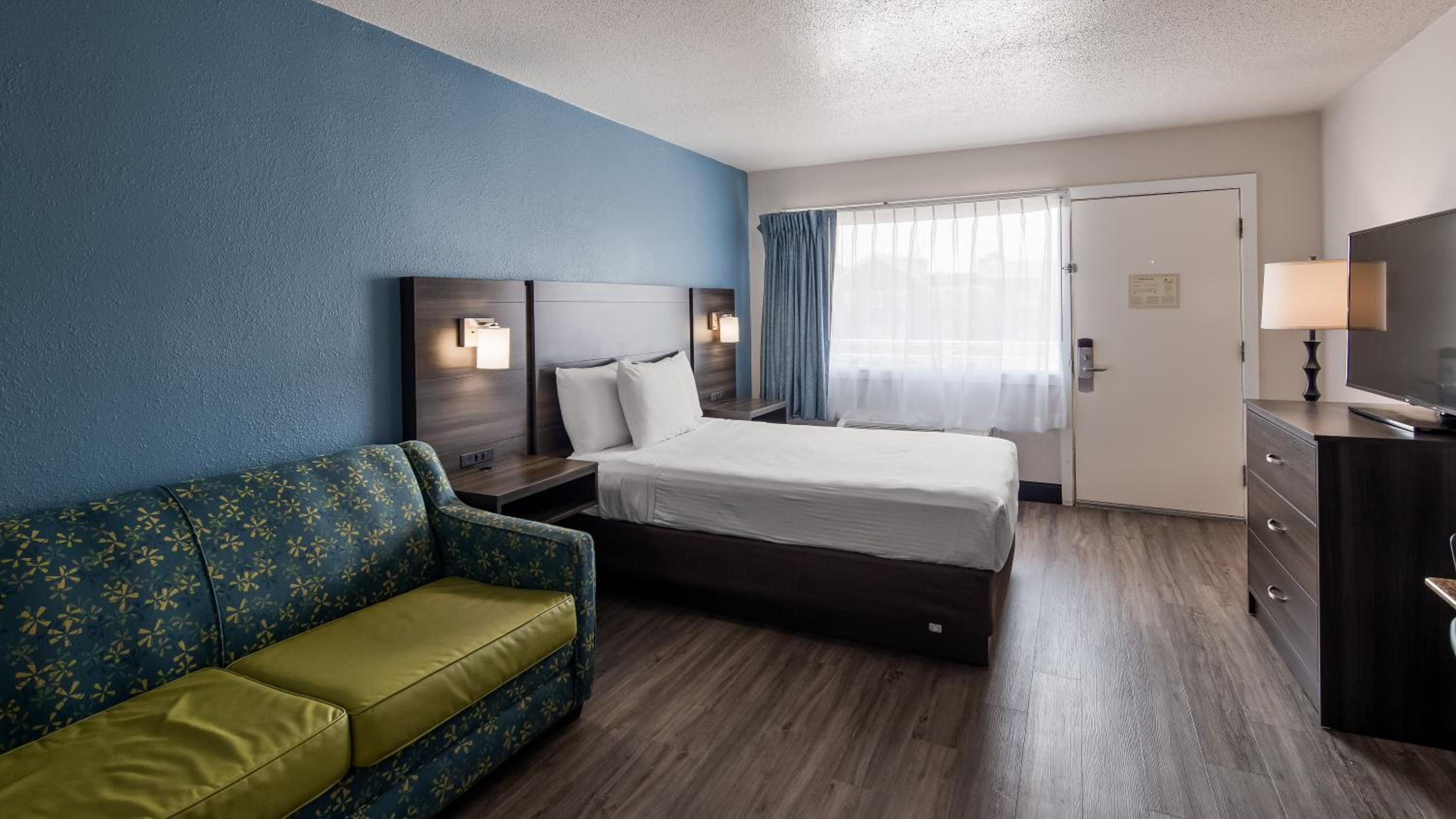 Suite with Two Double Beds - Photo 6
