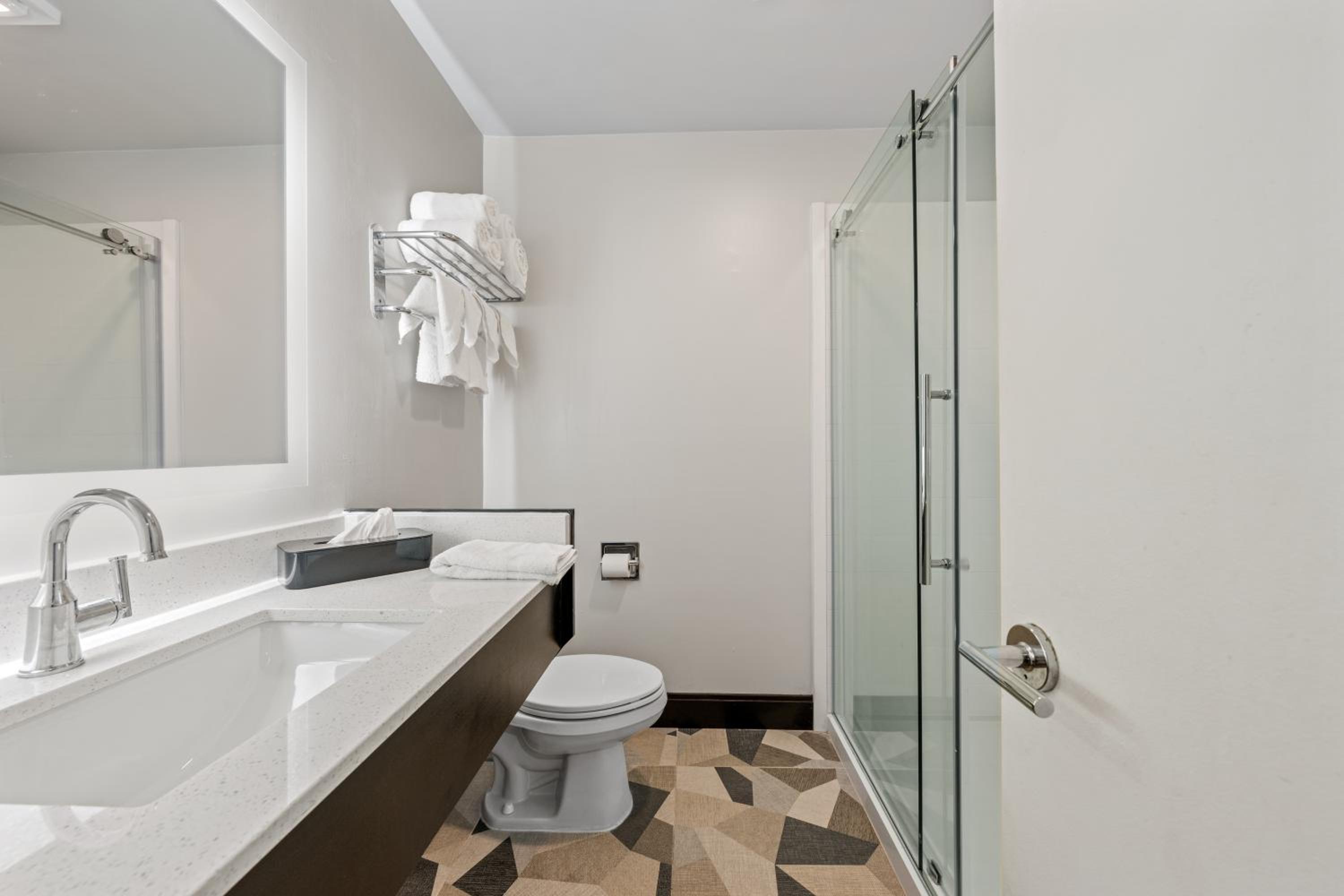 Suite with Two Double Beds - Photo 4