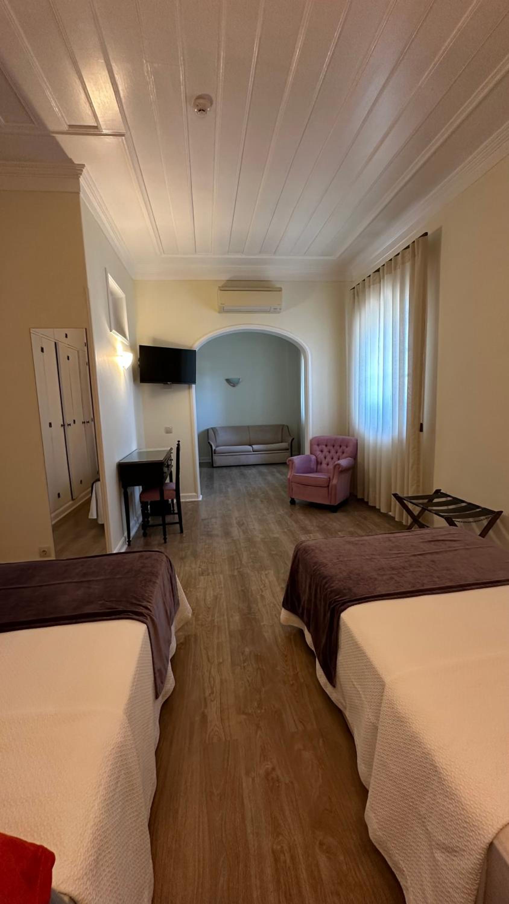 Family Suite - Photo 1