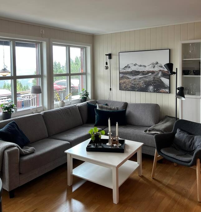 Three-Bedroom Apartment photo 3