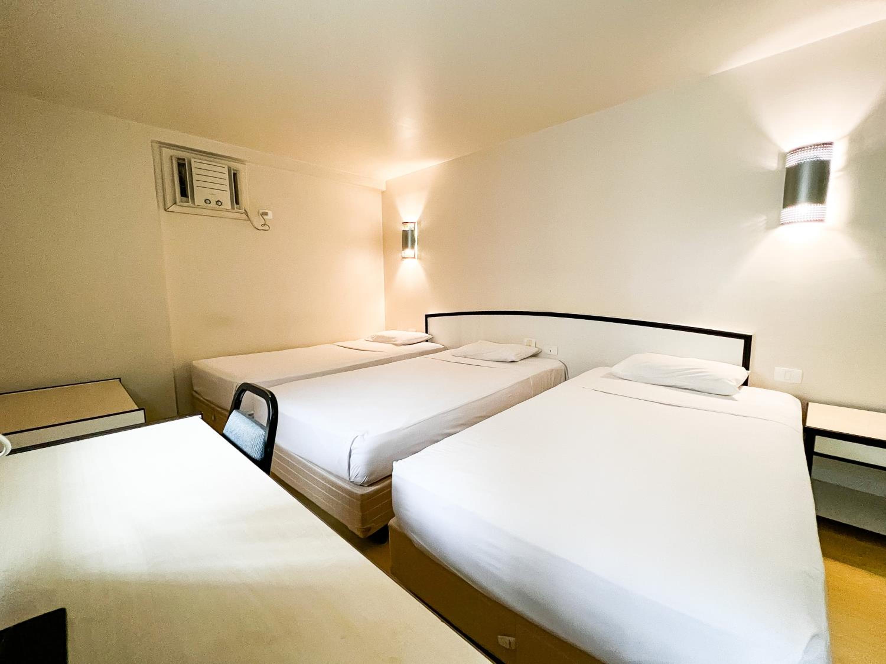 Classic Triple Room
