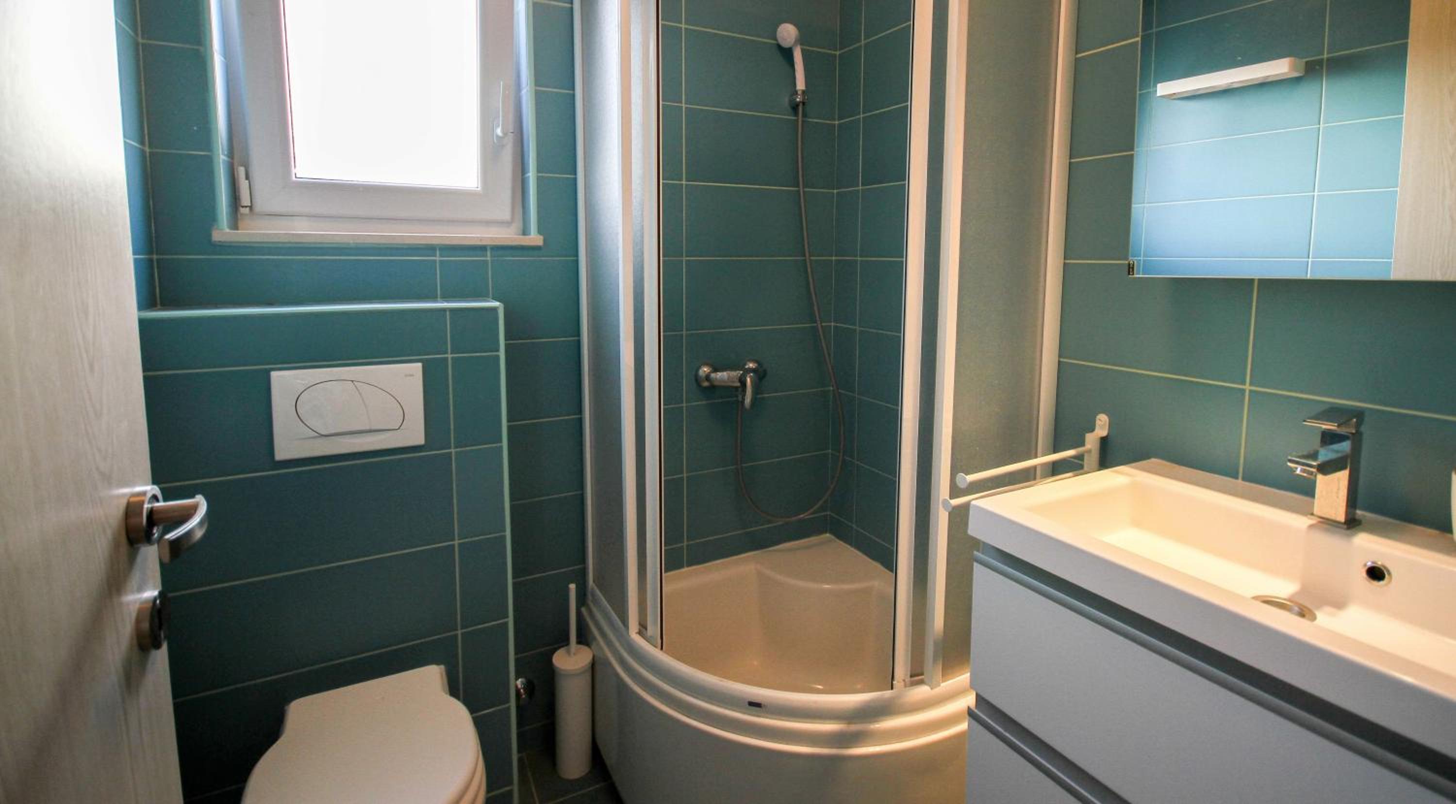 One-Bedroom Apartment with Balcony - Photo 18