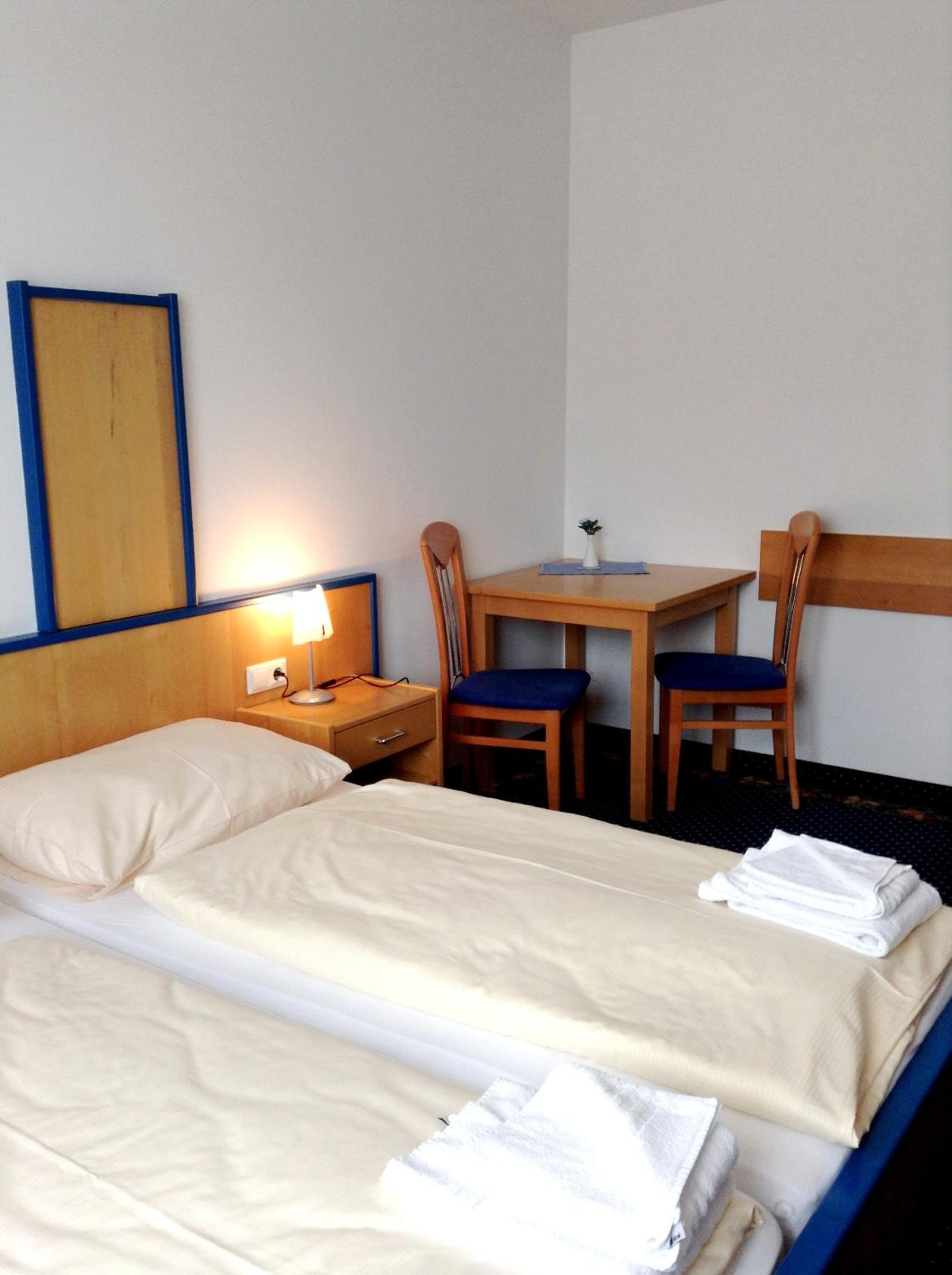 Double Room - Photo 2