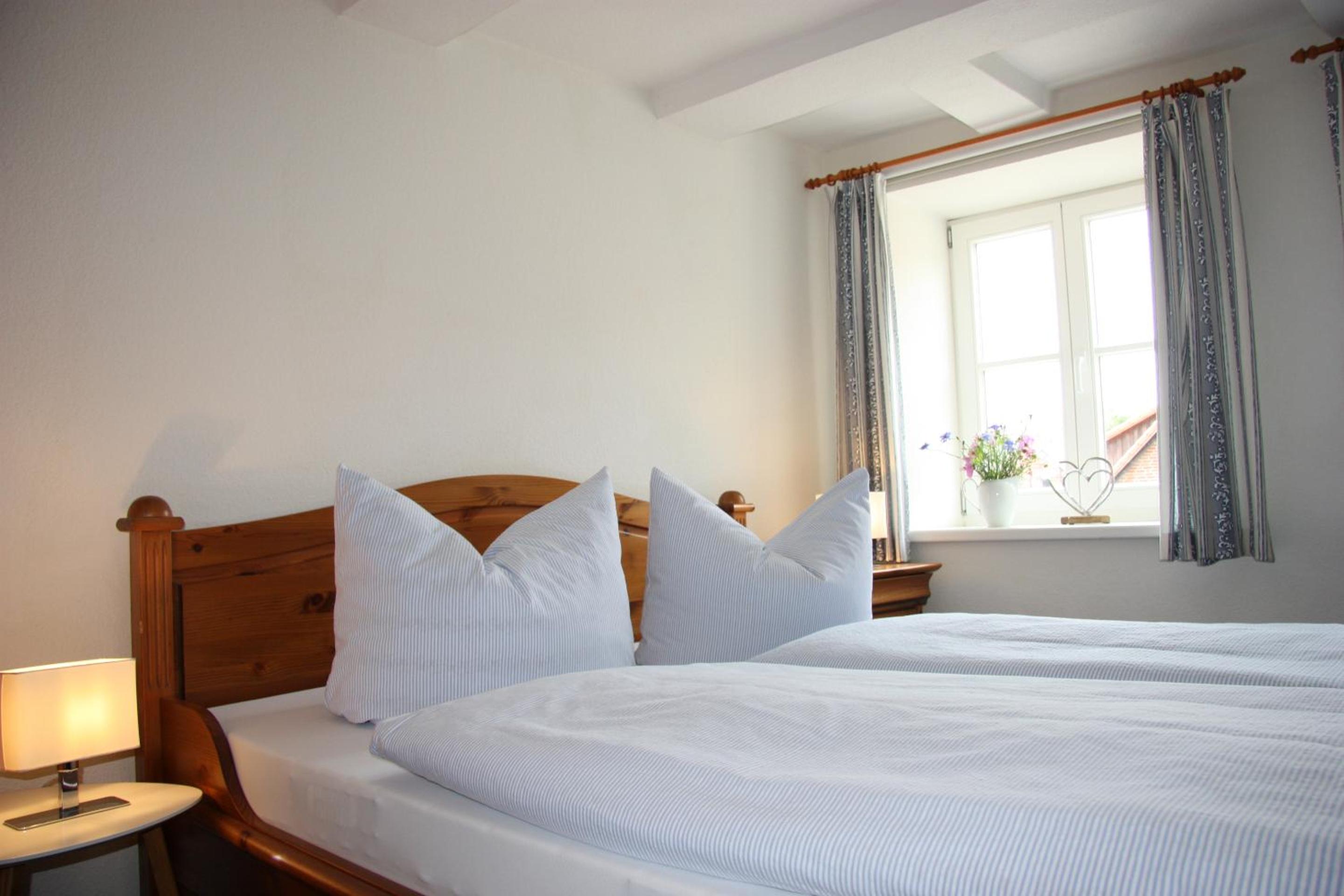 Standard Double Room photo 3