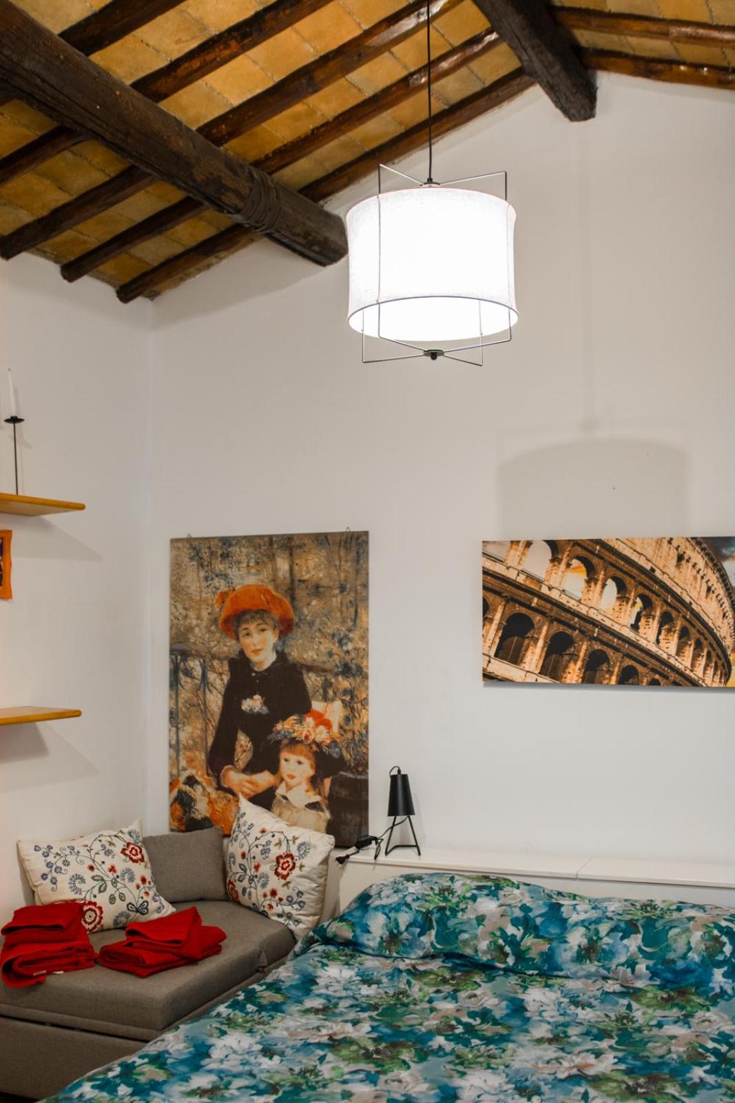 One-Bedroom House photo 1