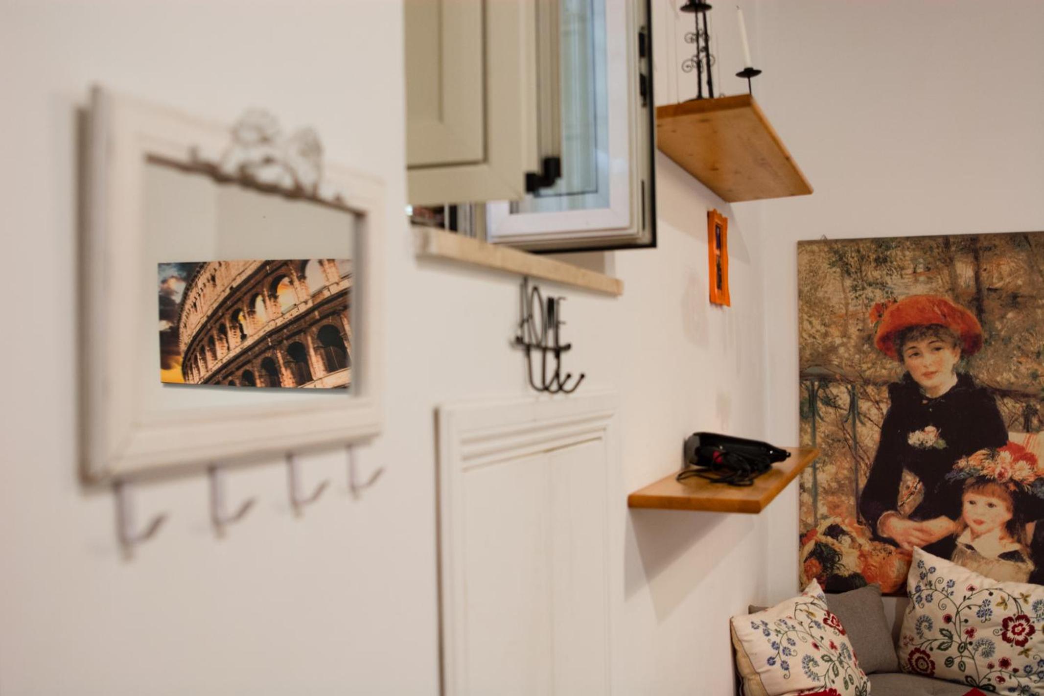 One-Bedroom House photo 2