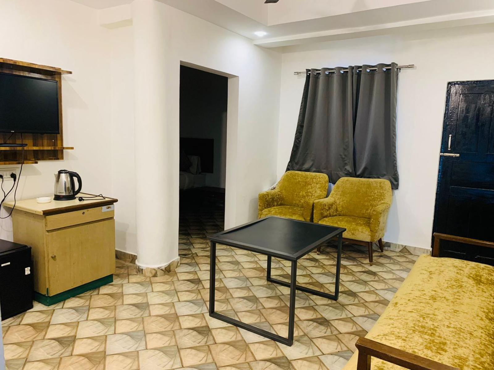 Executive Suite