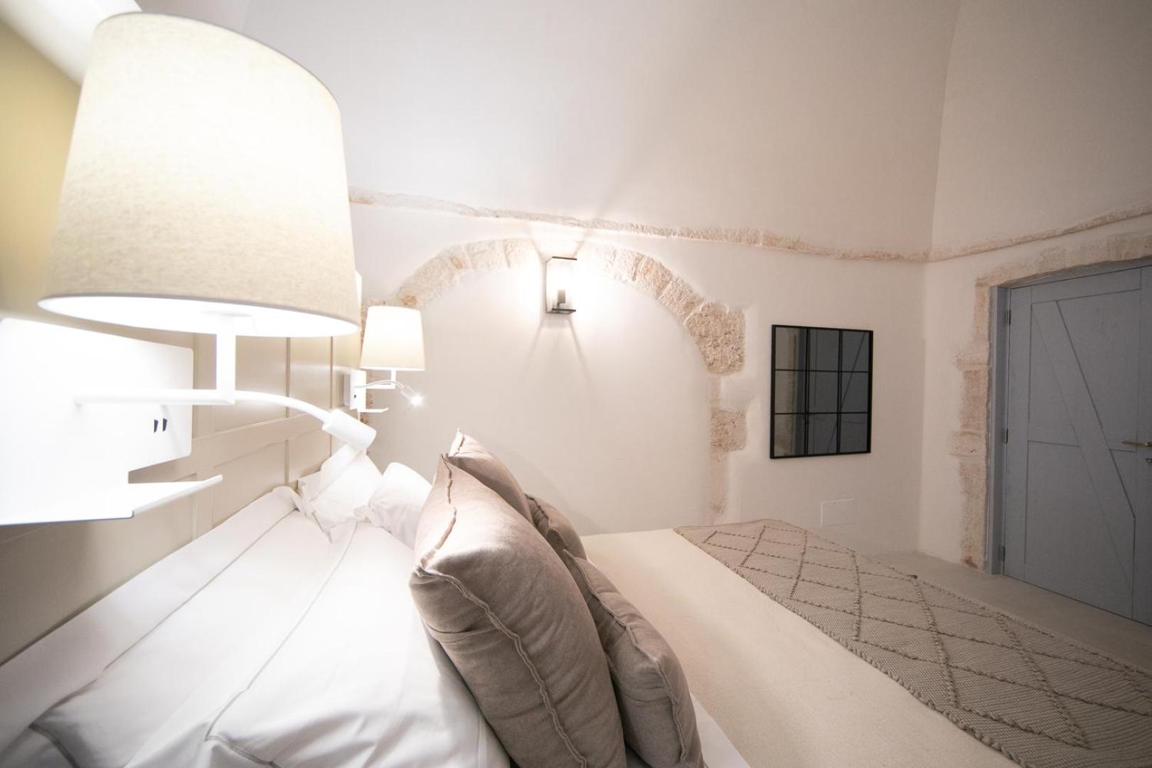 Double Room with Balcony photo 3