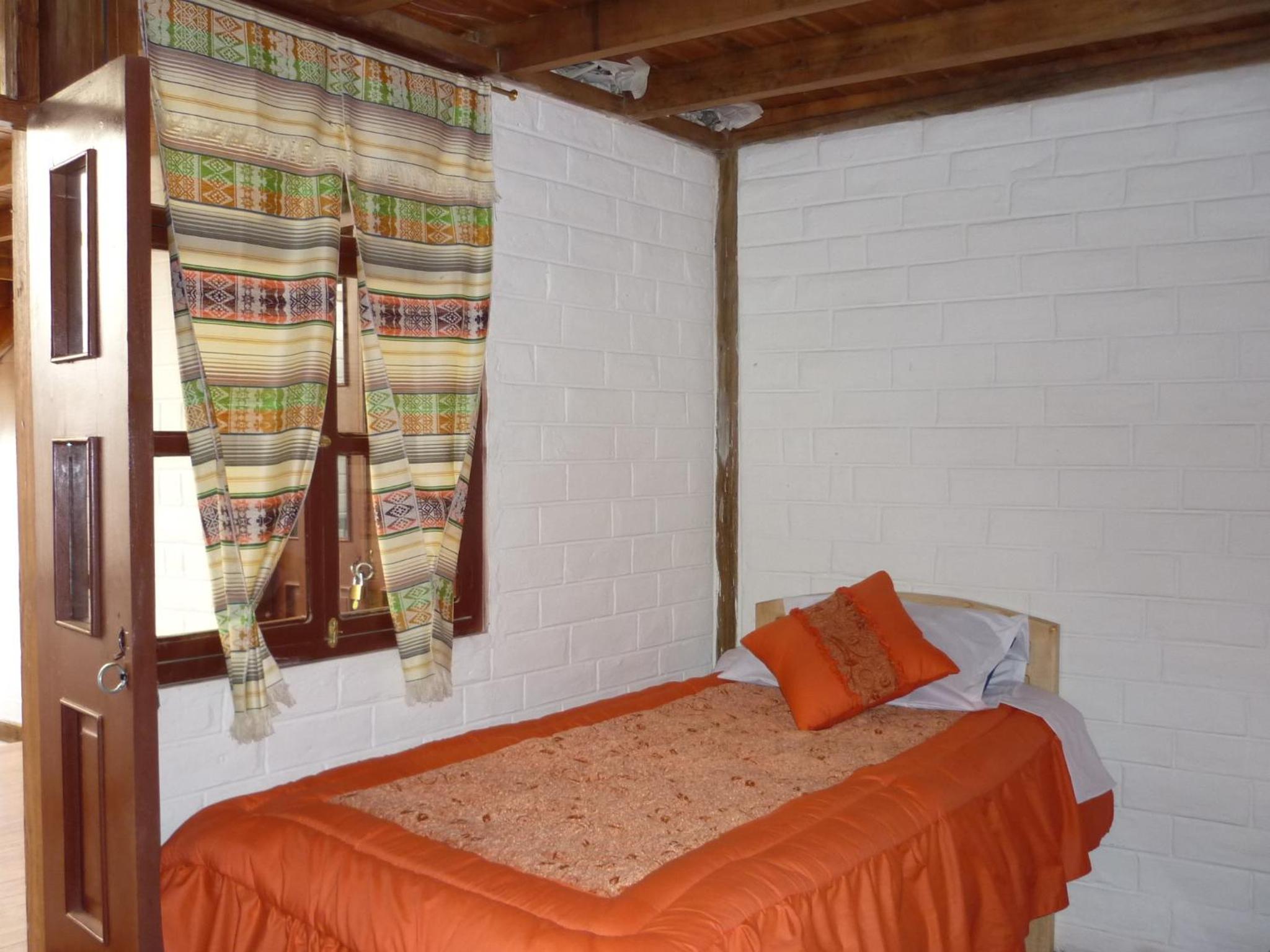 Twin Room with Private Bathroom photo 1
