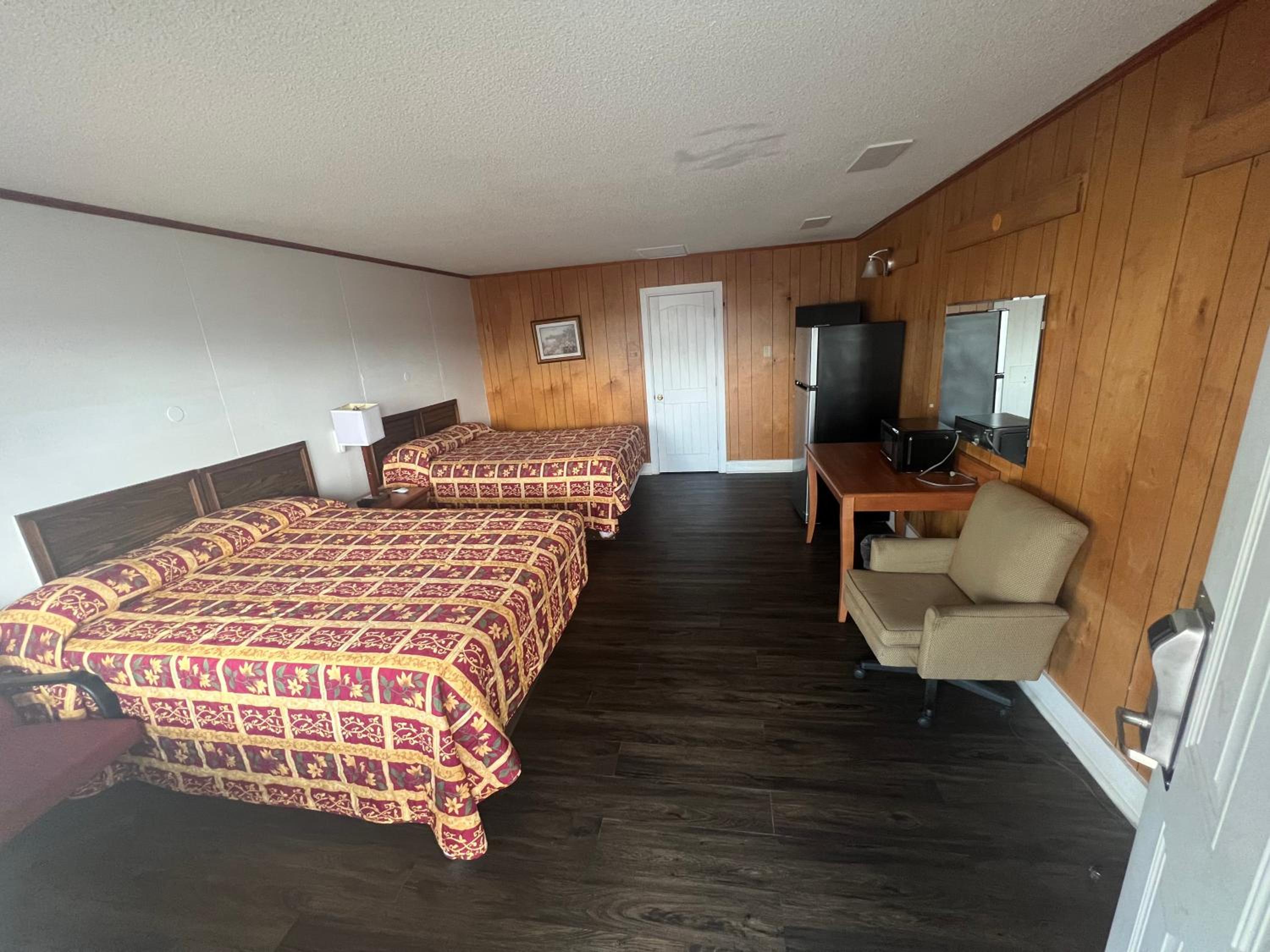Budget Double Room photo 1