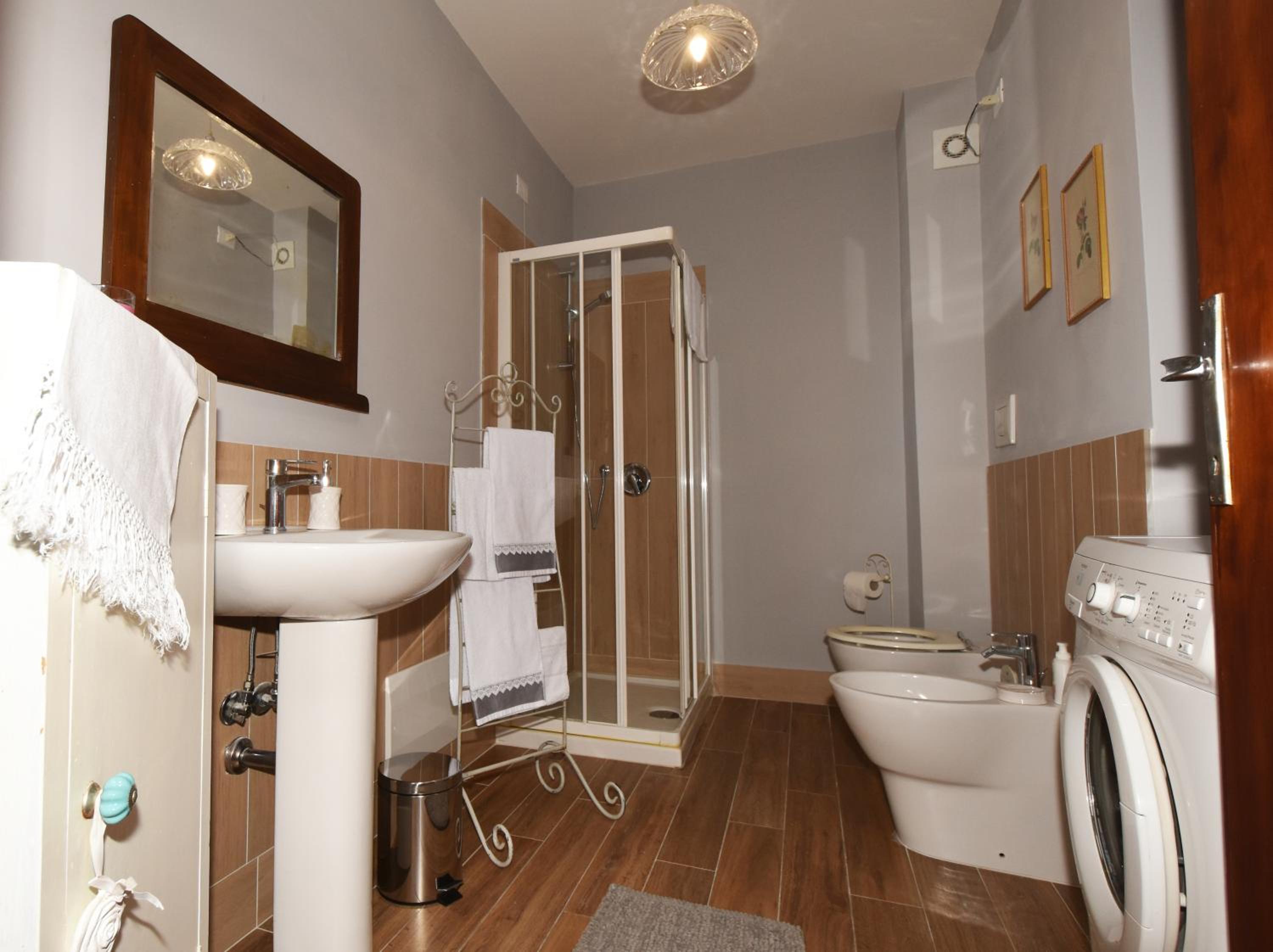One-Bedroom House photo 2