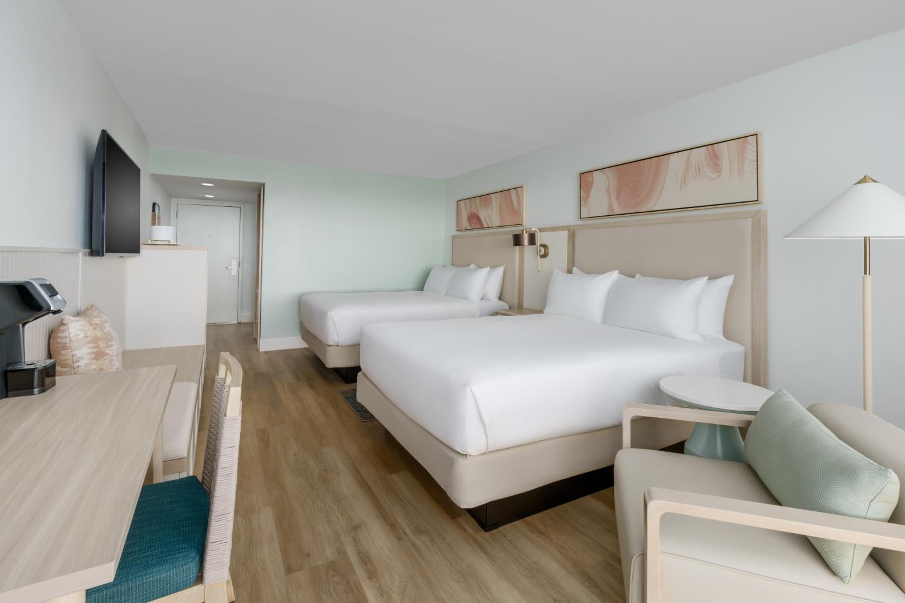 Gulf Front Queen Room with Two Queen Beds and Balcony - Photo 9