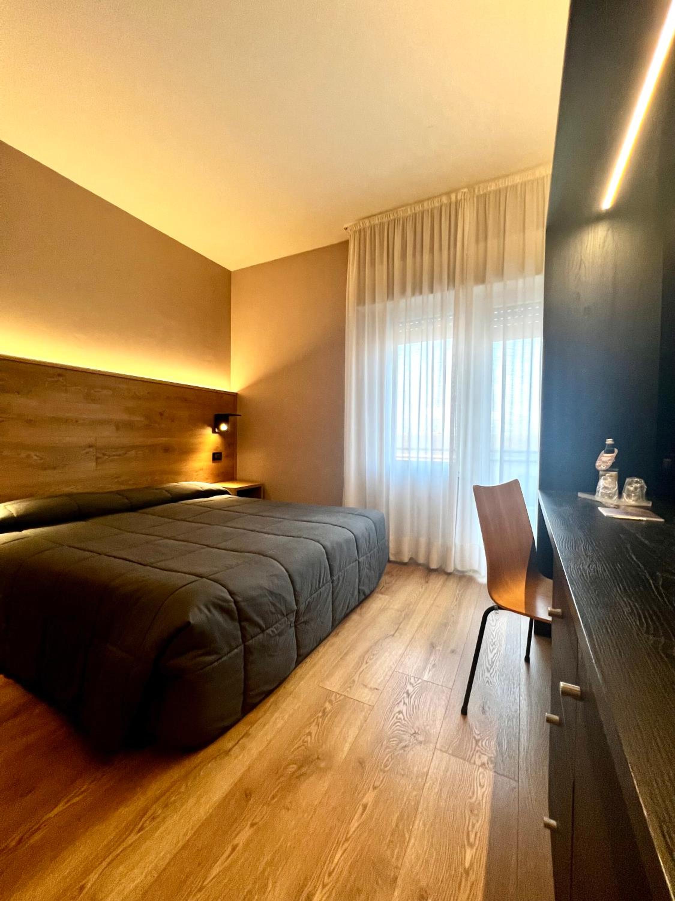 Double or Twin Room - Photo 1