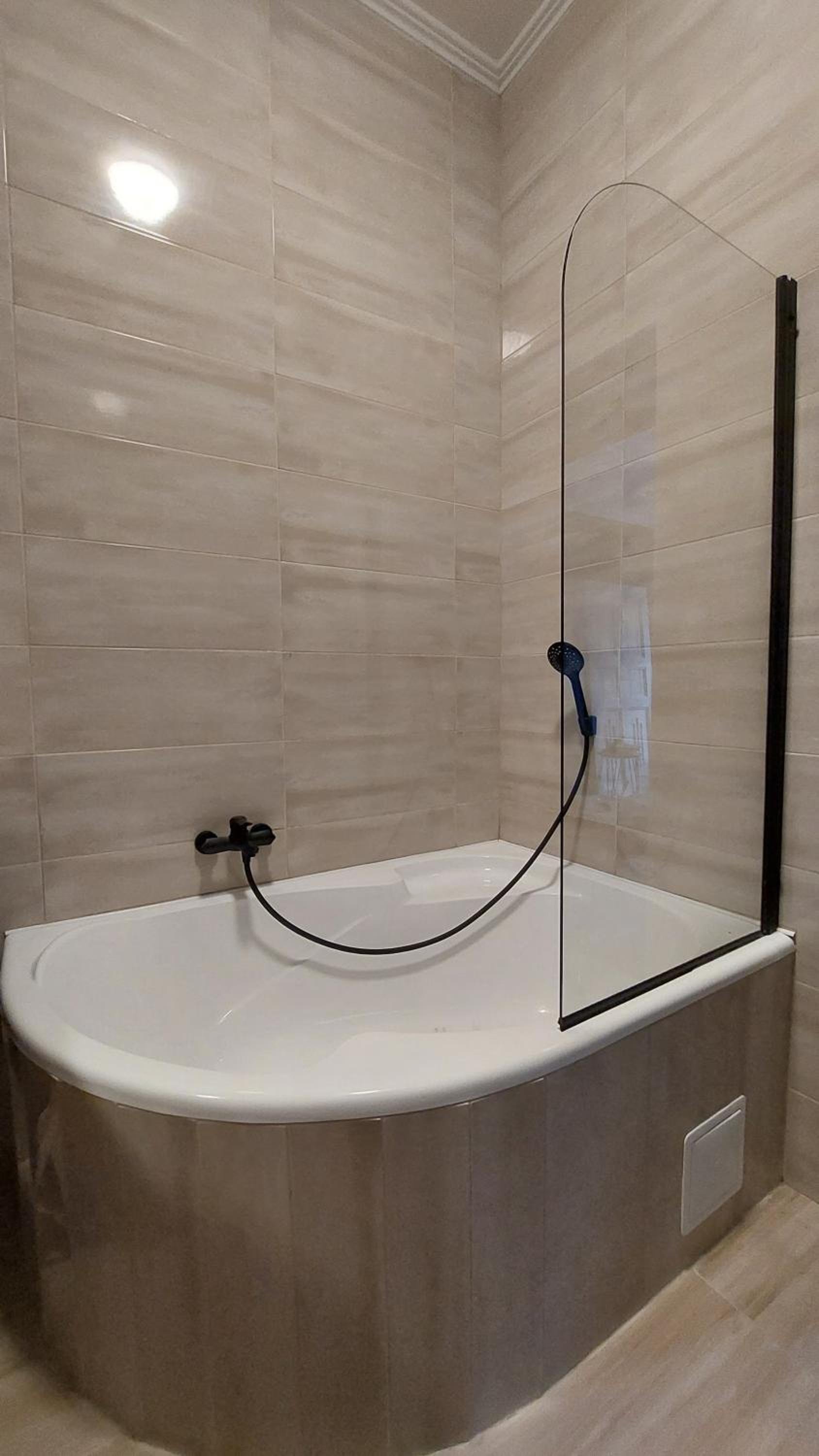 Studio with Spa Bath - Photo 33