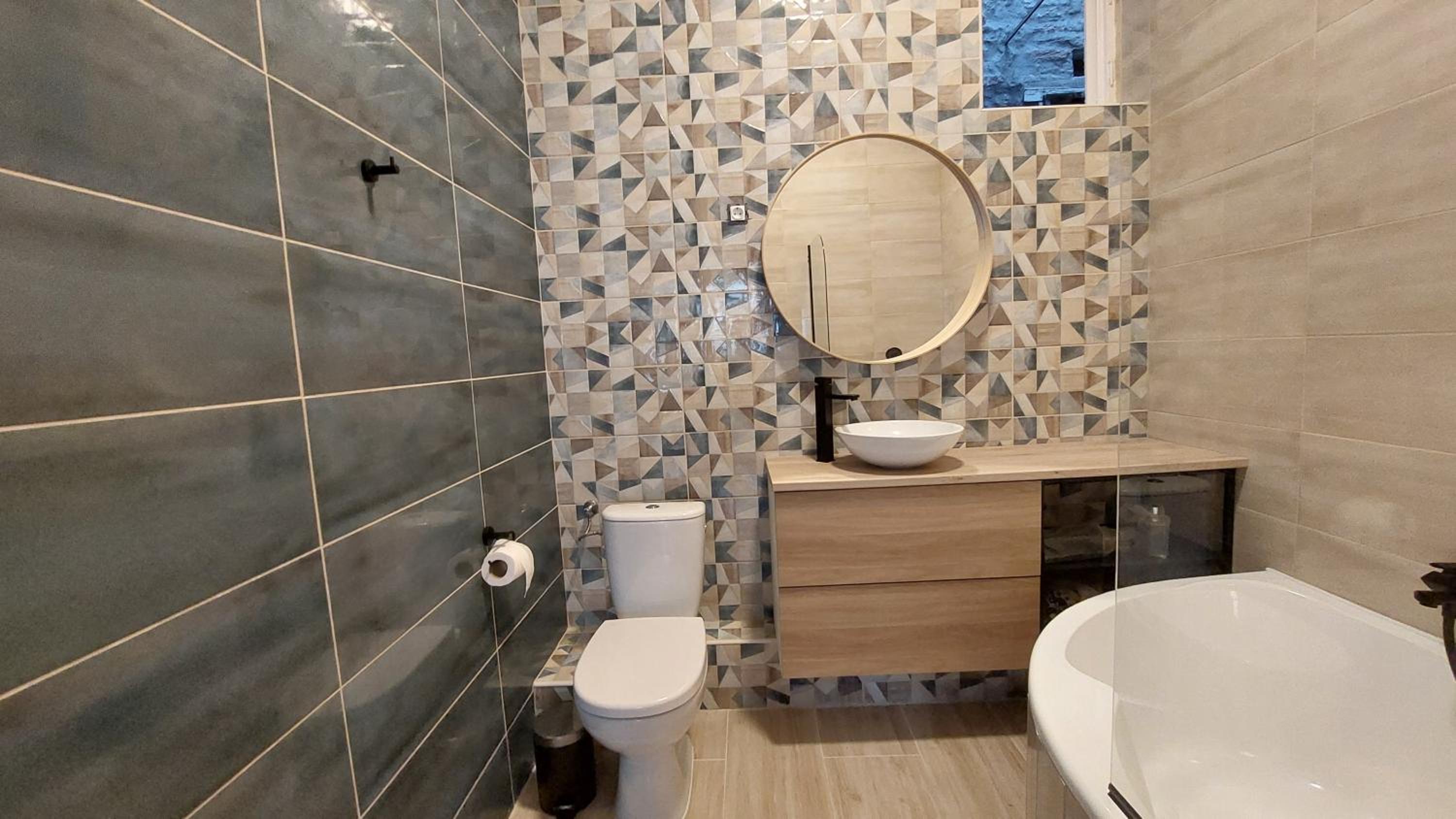 Studio with Spa Bath - Photo 38