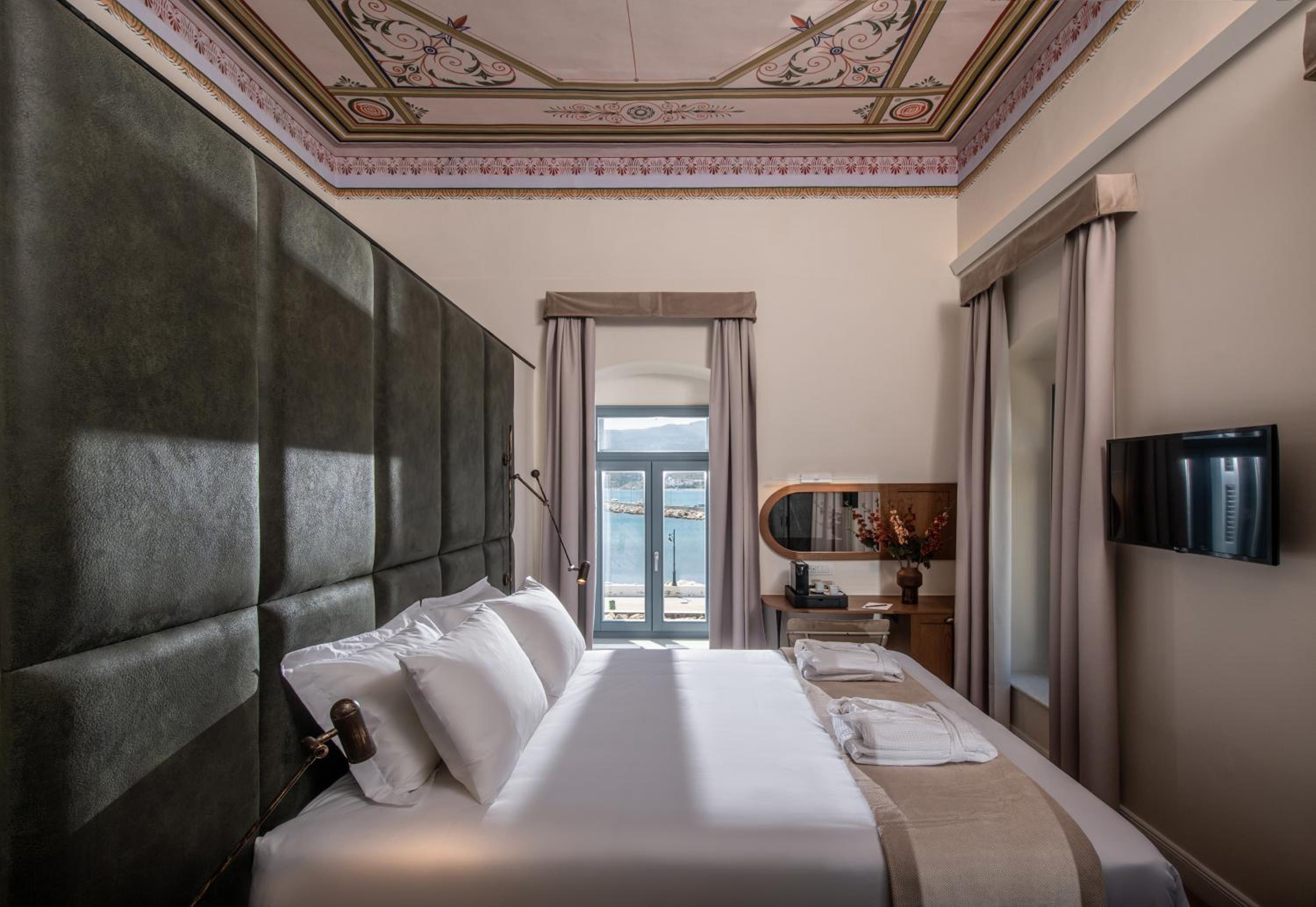 King Suite with Sea View