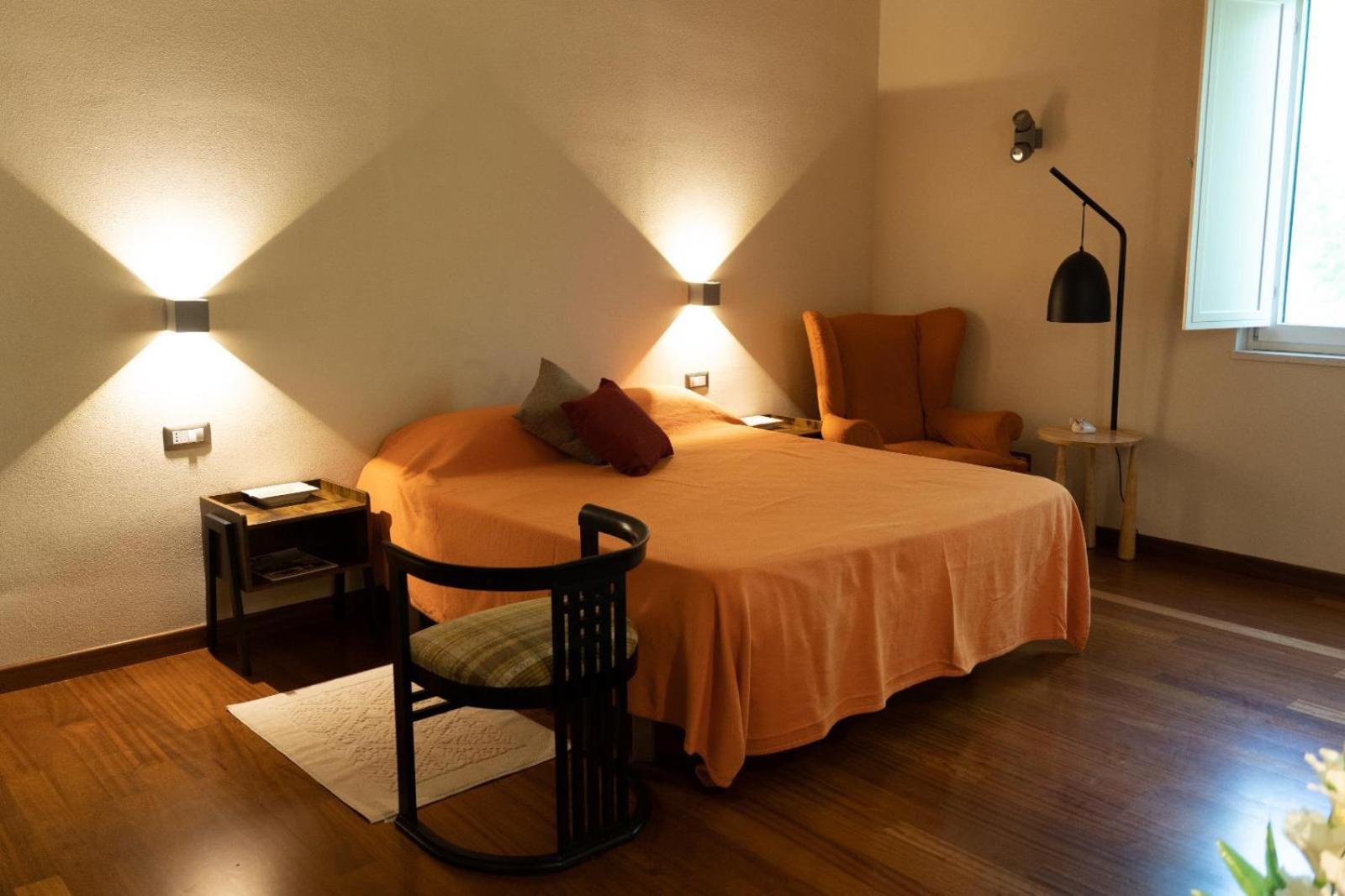 Double Room with Private Bathroom photo 1