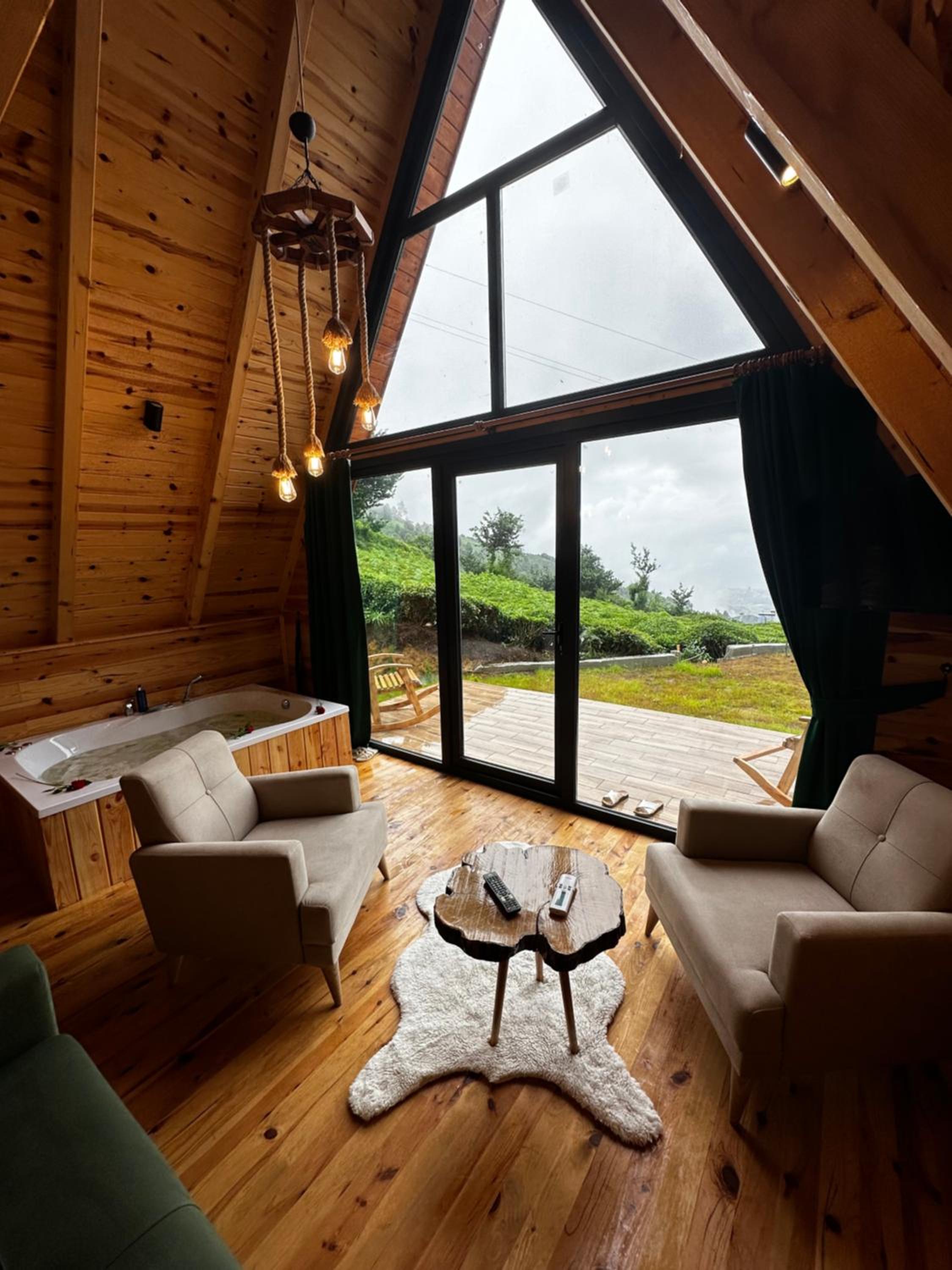 Deluxe Bungalow