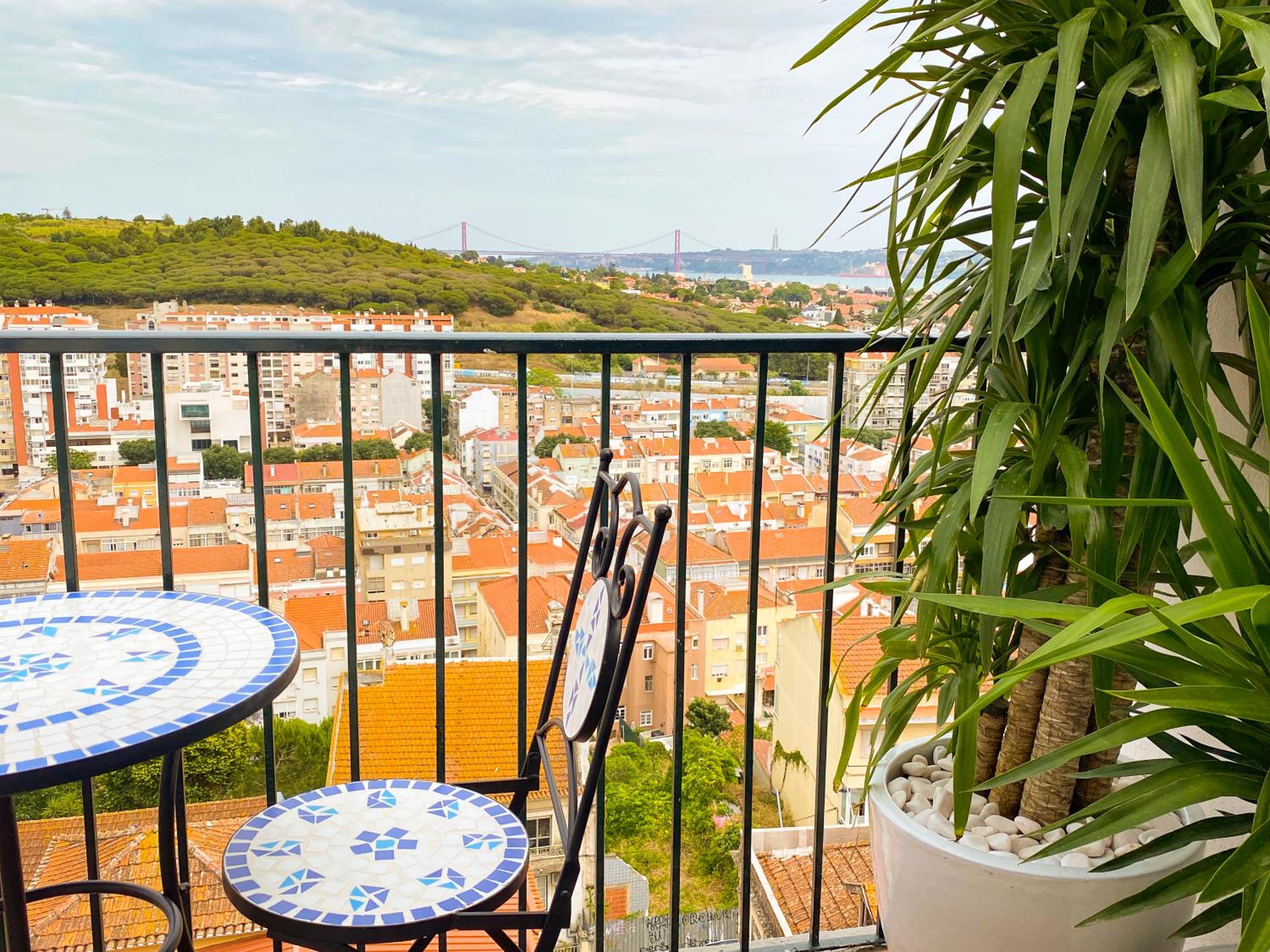 Deluxe Double Room with Balcony and Sea View - Photo 28