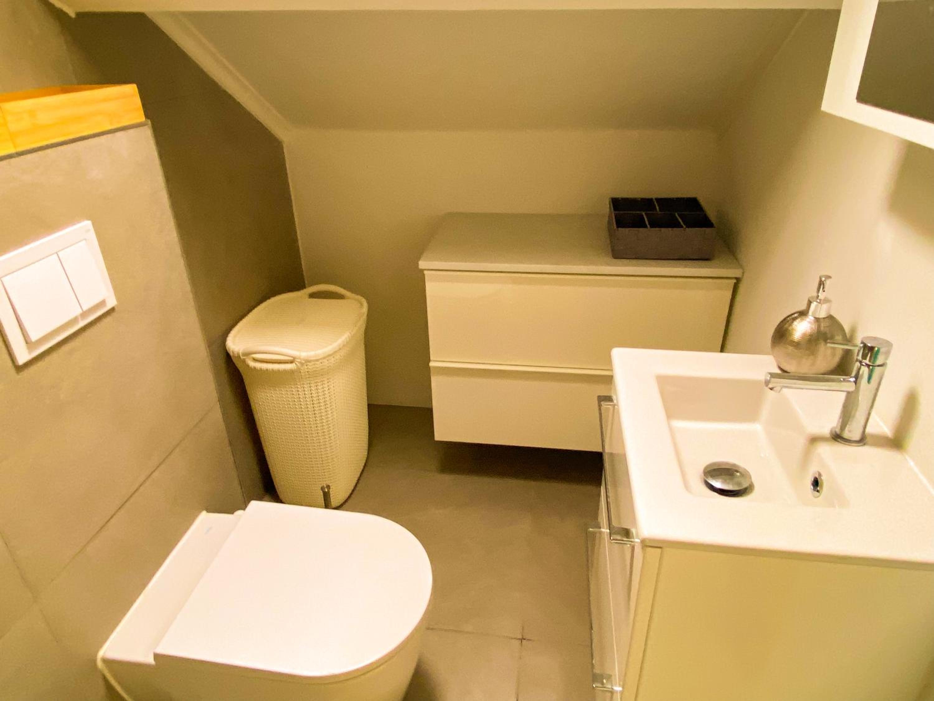 Deluxe Double Room with Balcony and Sea View - Photo 14