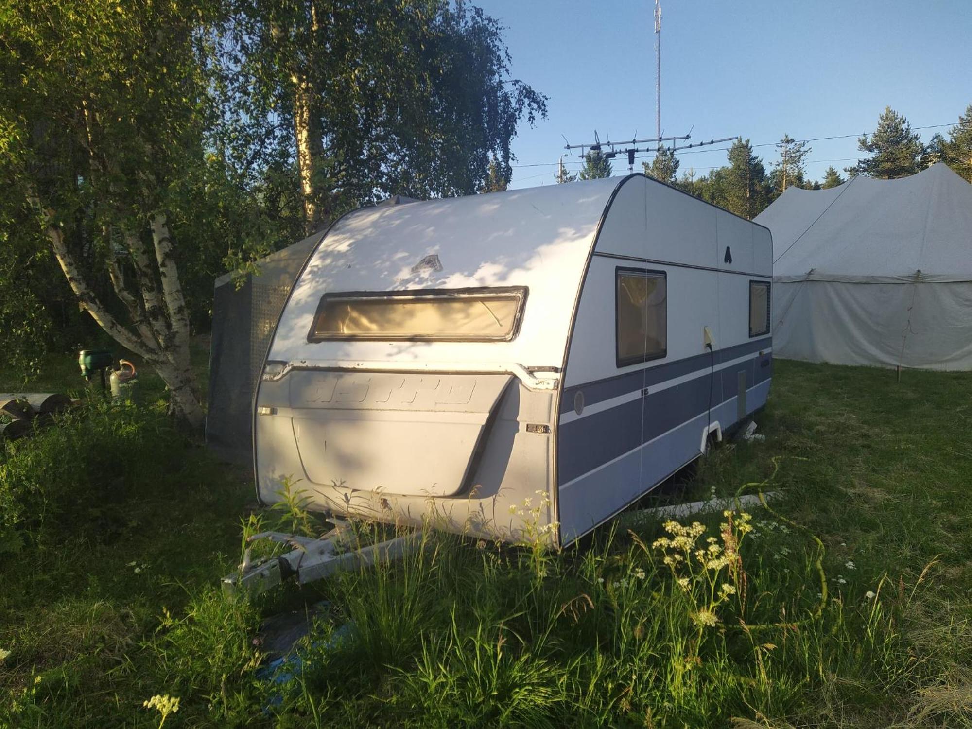 Caravan photo 1