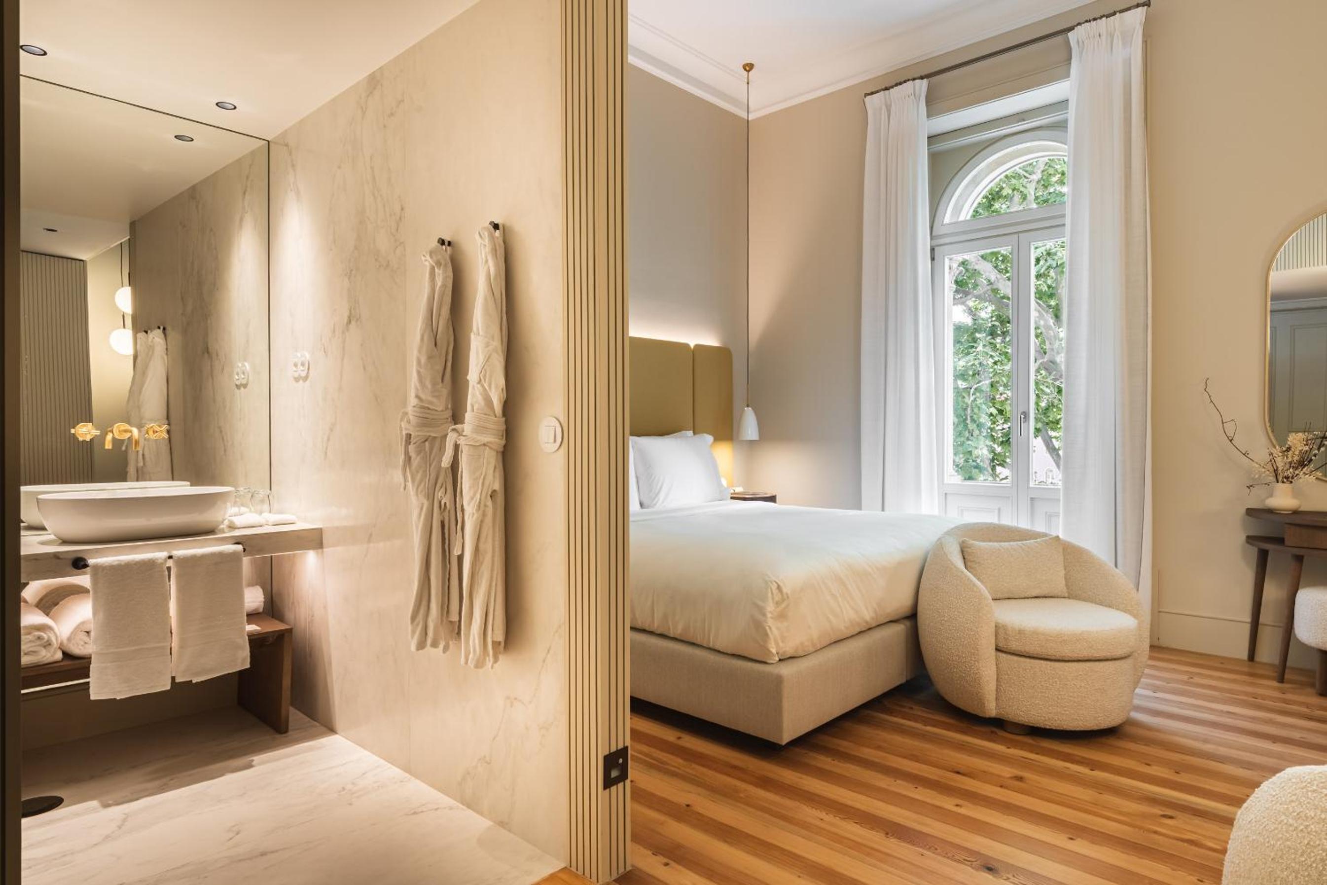 Superior Room - Photo 2