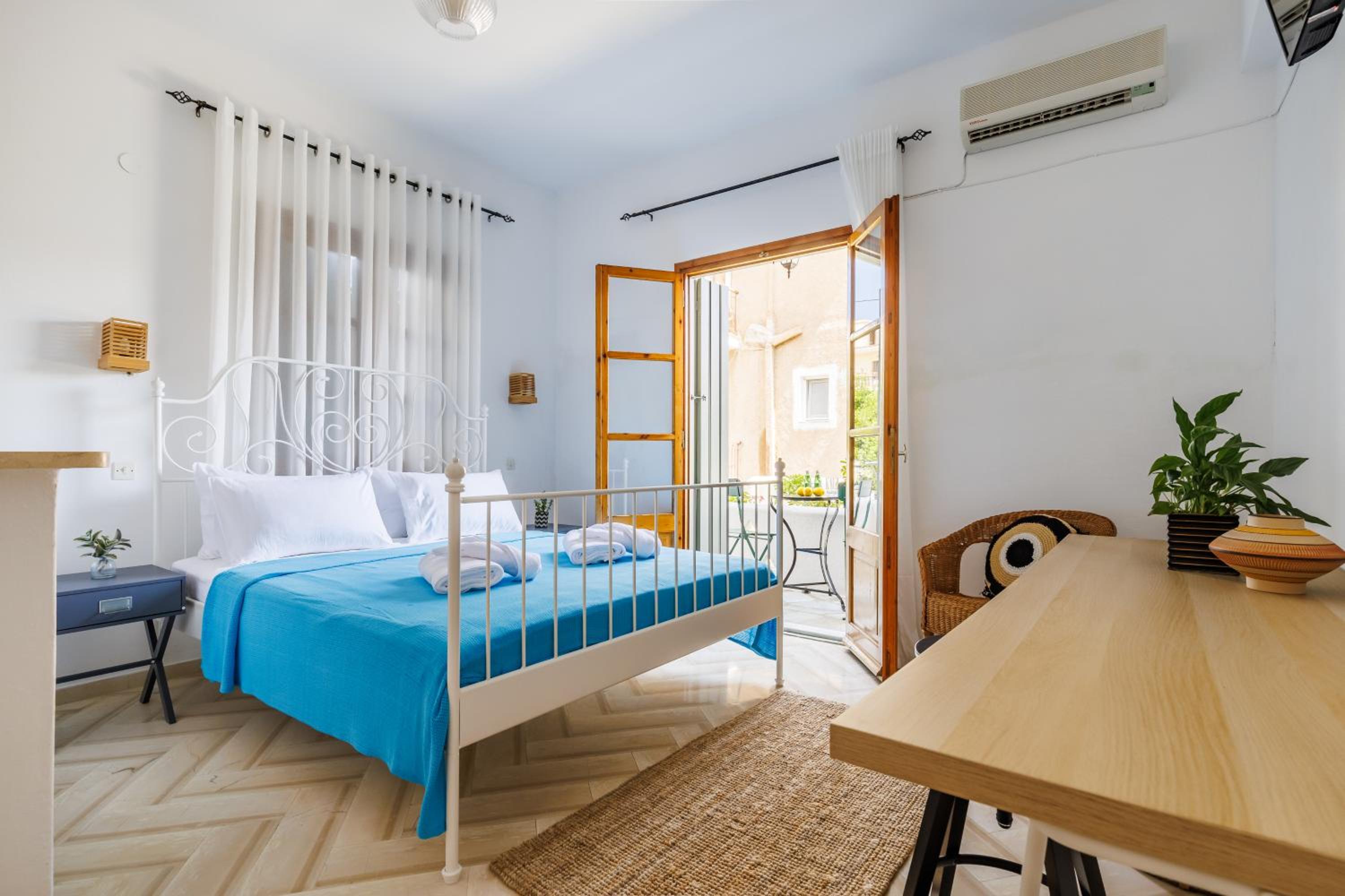 Double Room With Terrace