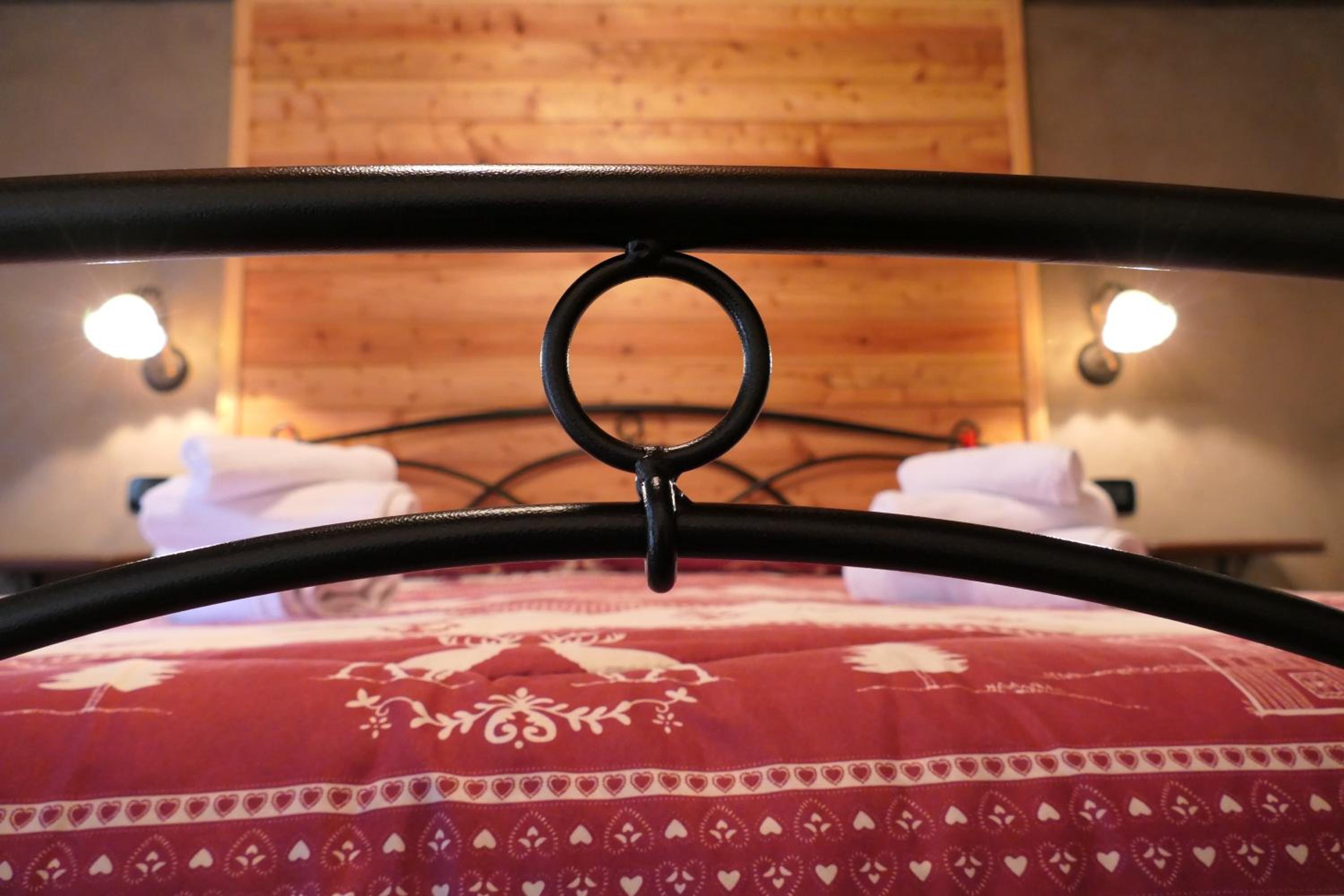 Large Double Room photo 1
