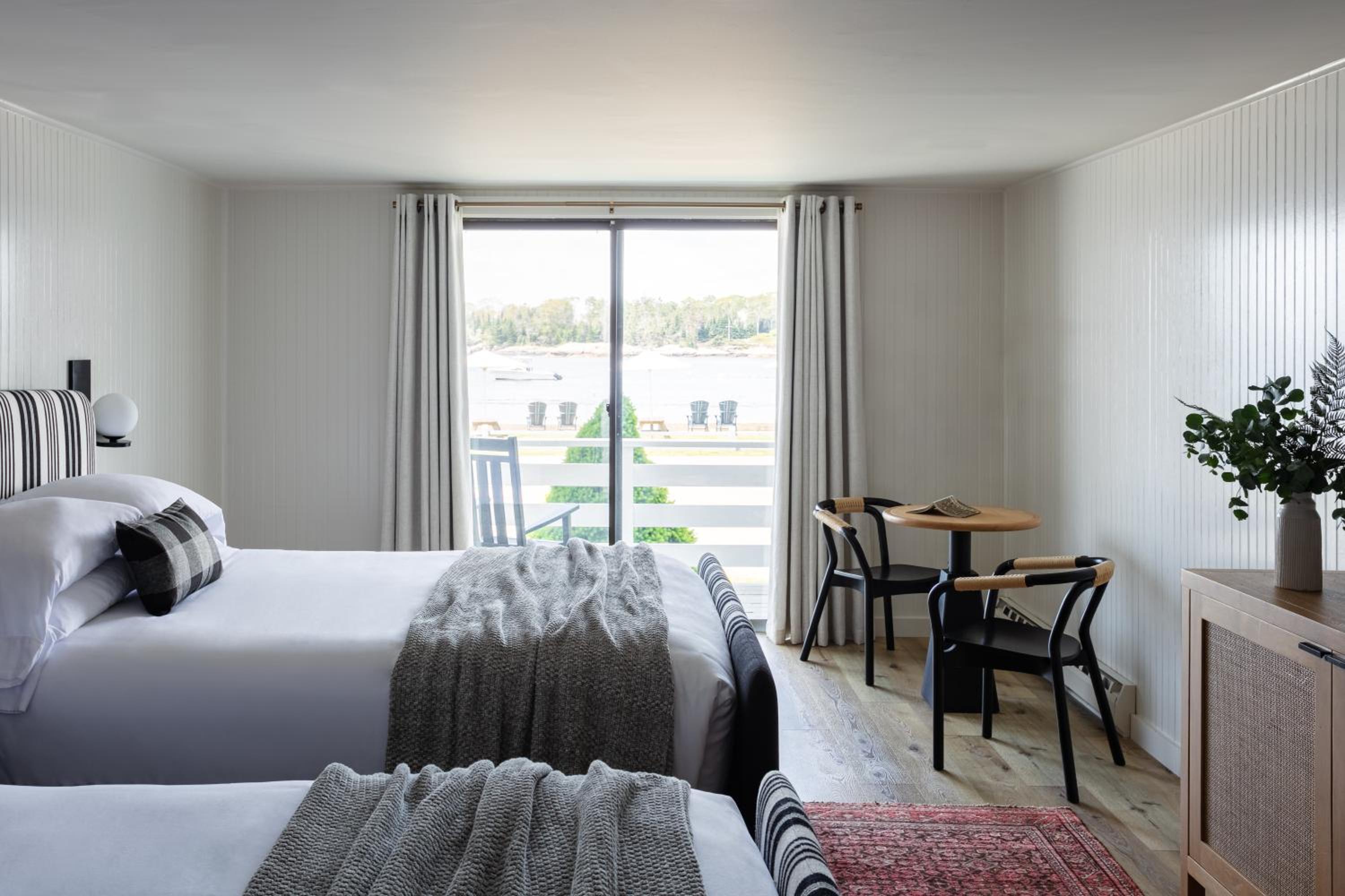 Quadruple Room with Balcony