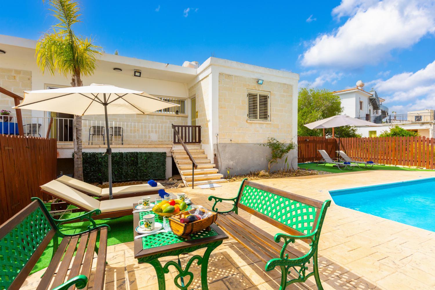 Three-Bedroom Villa photo 3