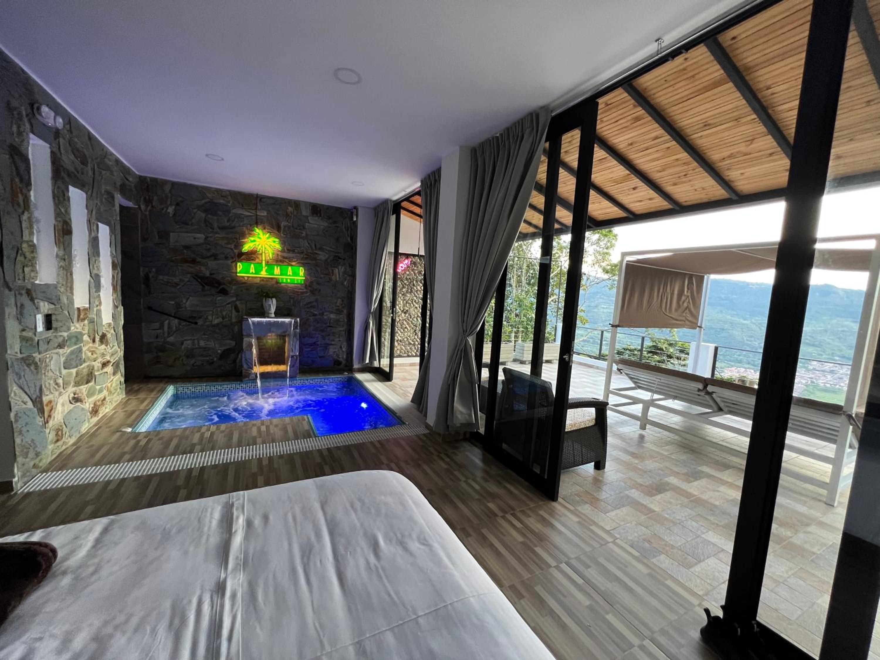 Deluxe Villa photo 3