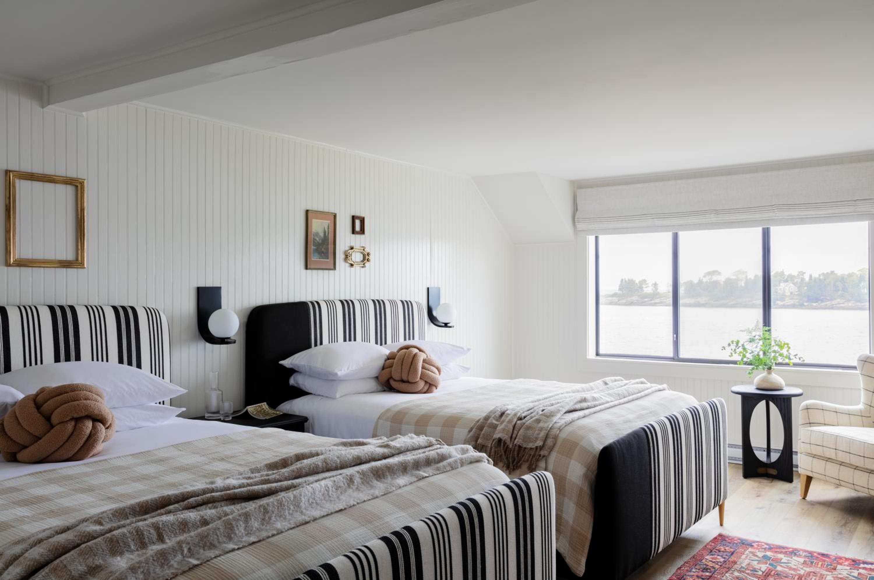 Quadruple Room with Sea View