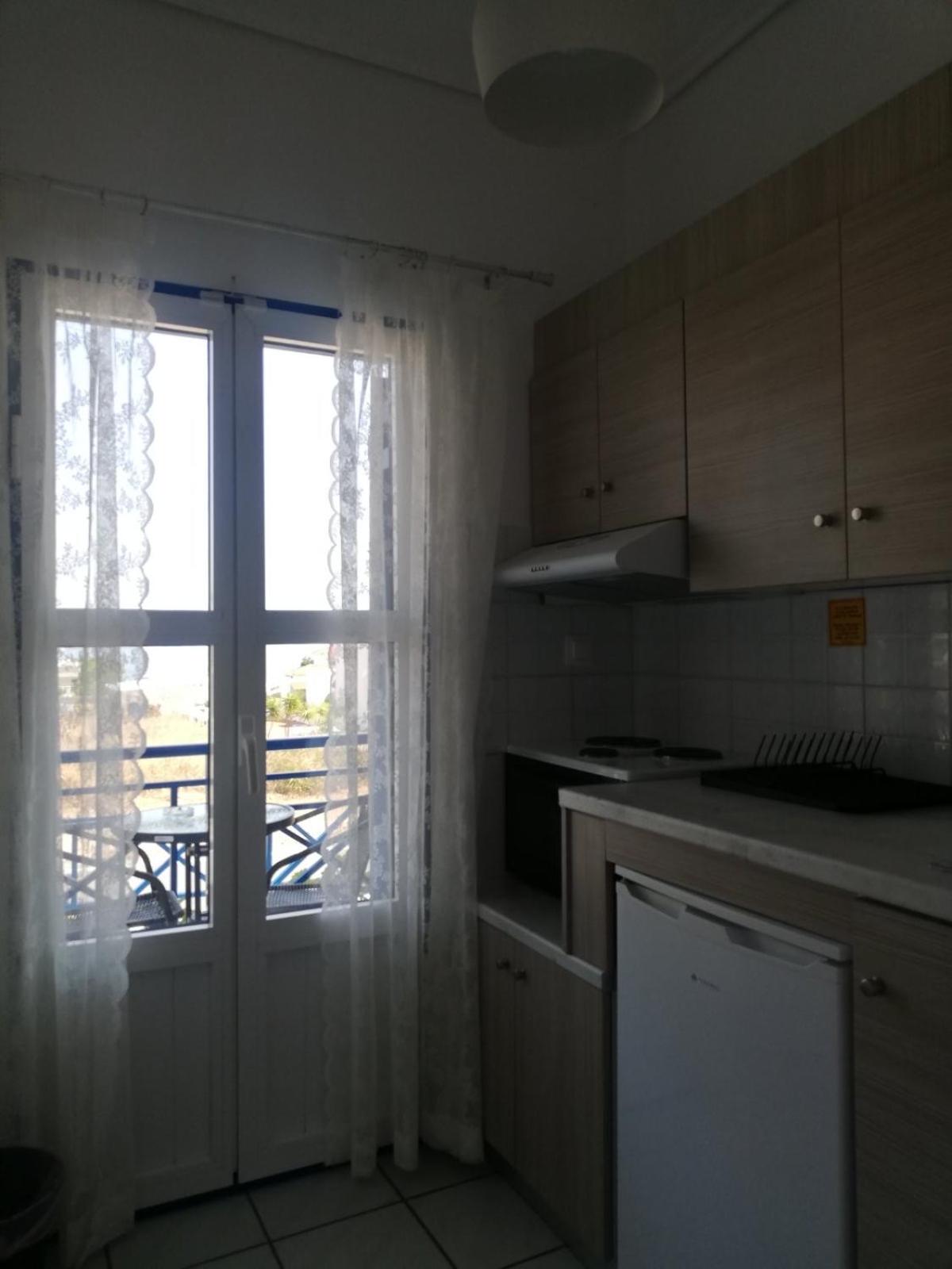 Studio Apartment photo 3