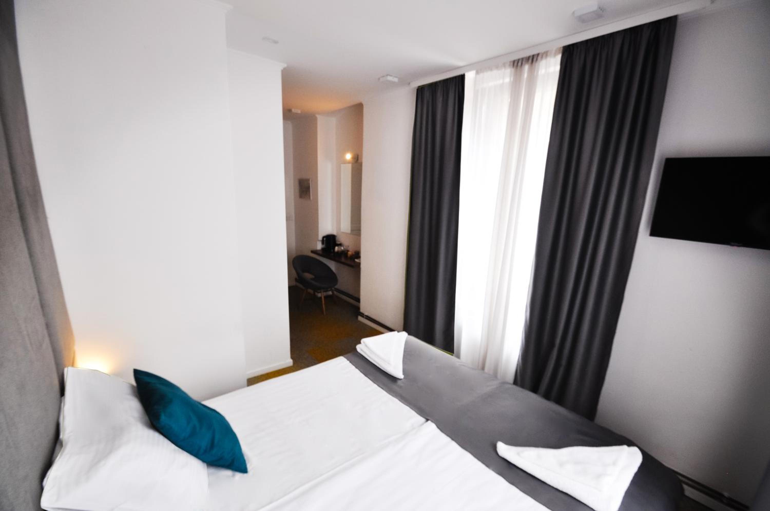 Deluxe Double or Twin Room - Photo 51