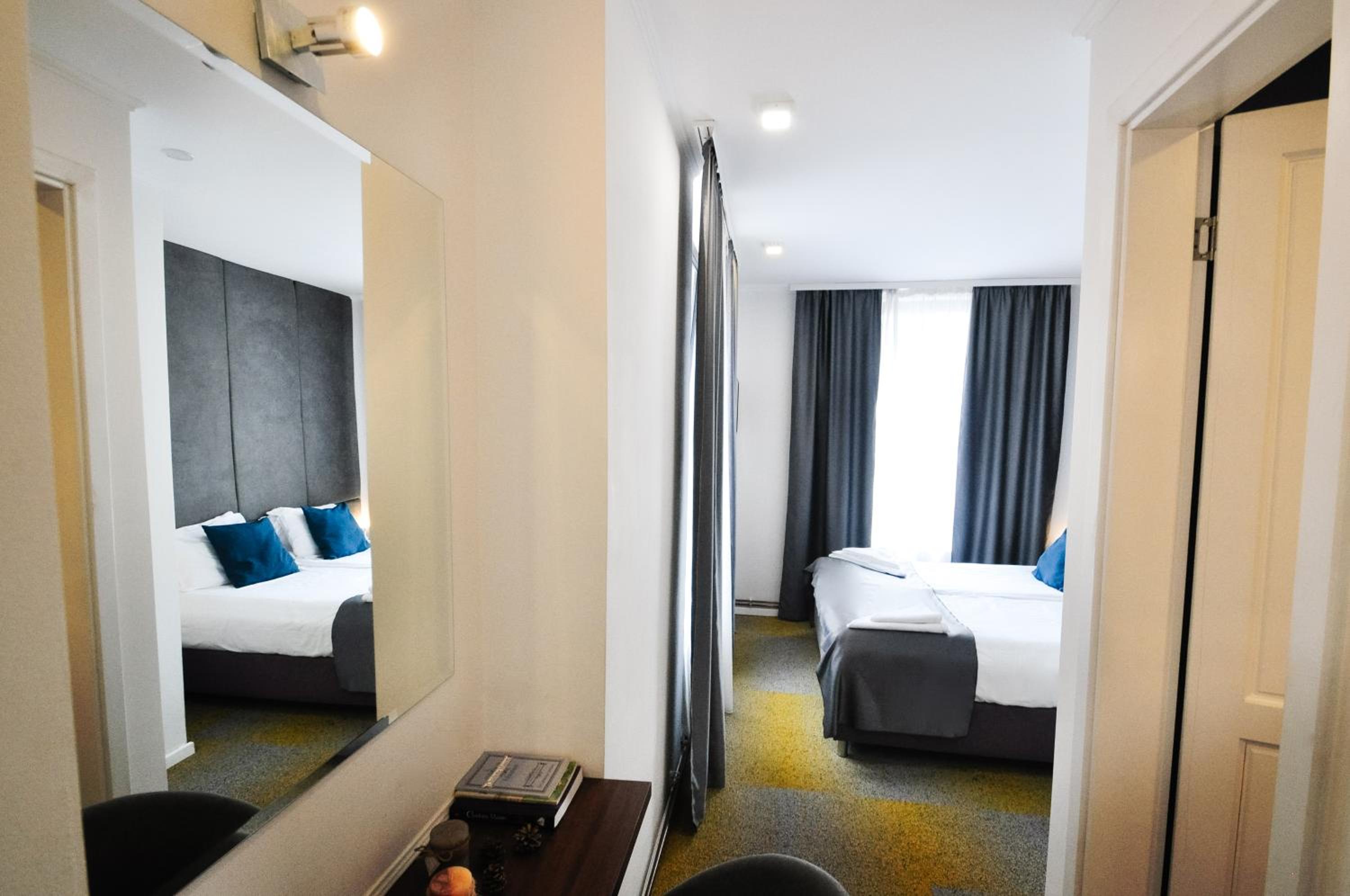 Deluxe Double or Twin Room - Photo 33